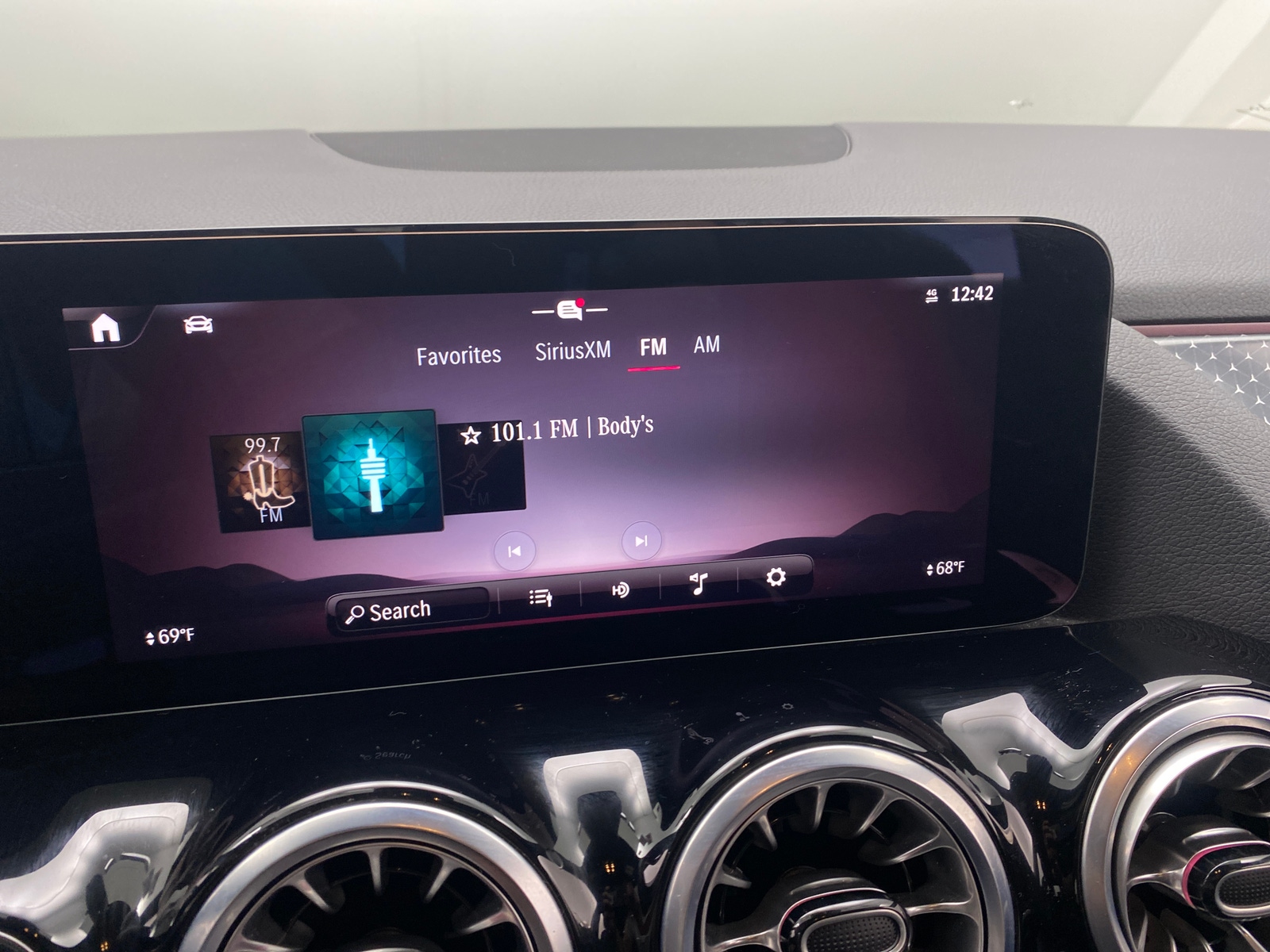 Thumbnail: 2025 Mercedes-Benz GLA - 3