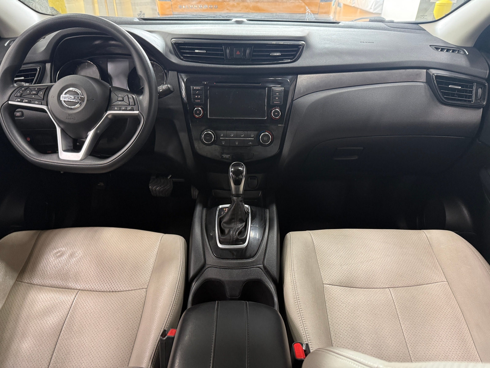 Thumbnail: 2021 Nissan Rogue Sport - 3