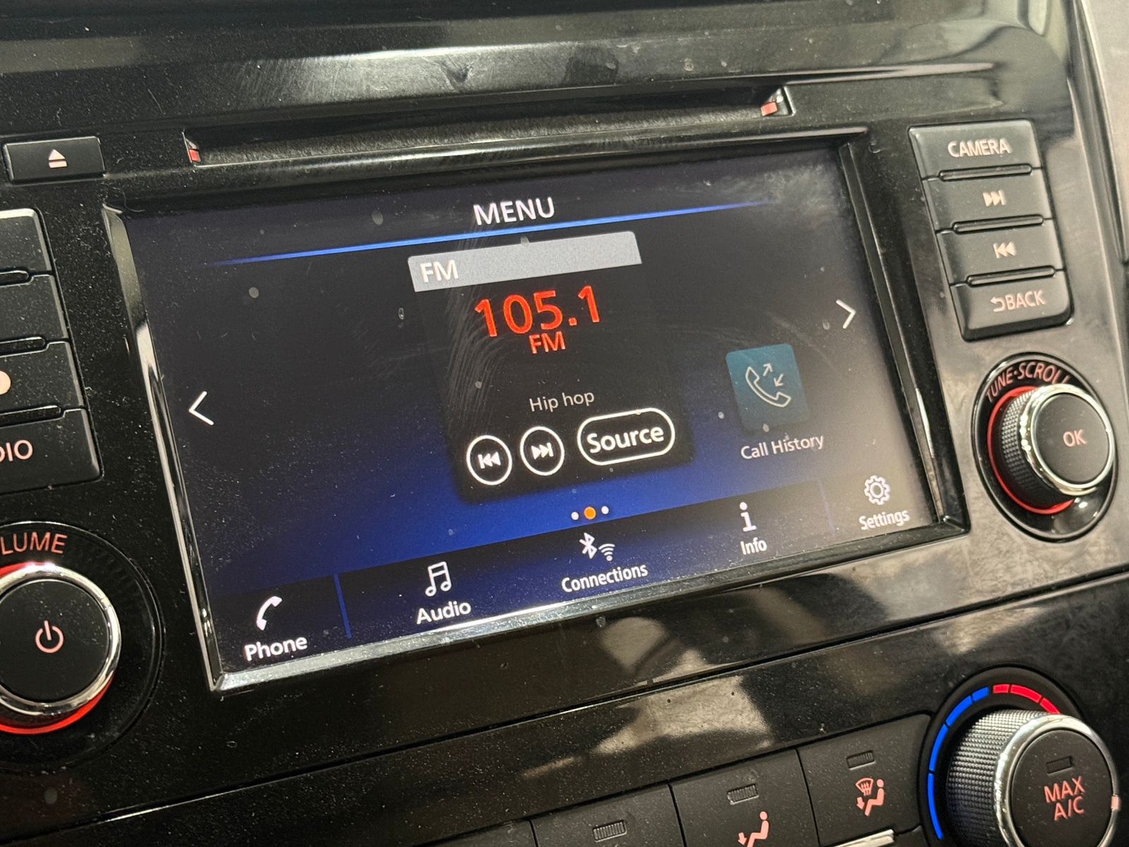 Thumbnail: 2021 Nissan Rogue Sport - 4