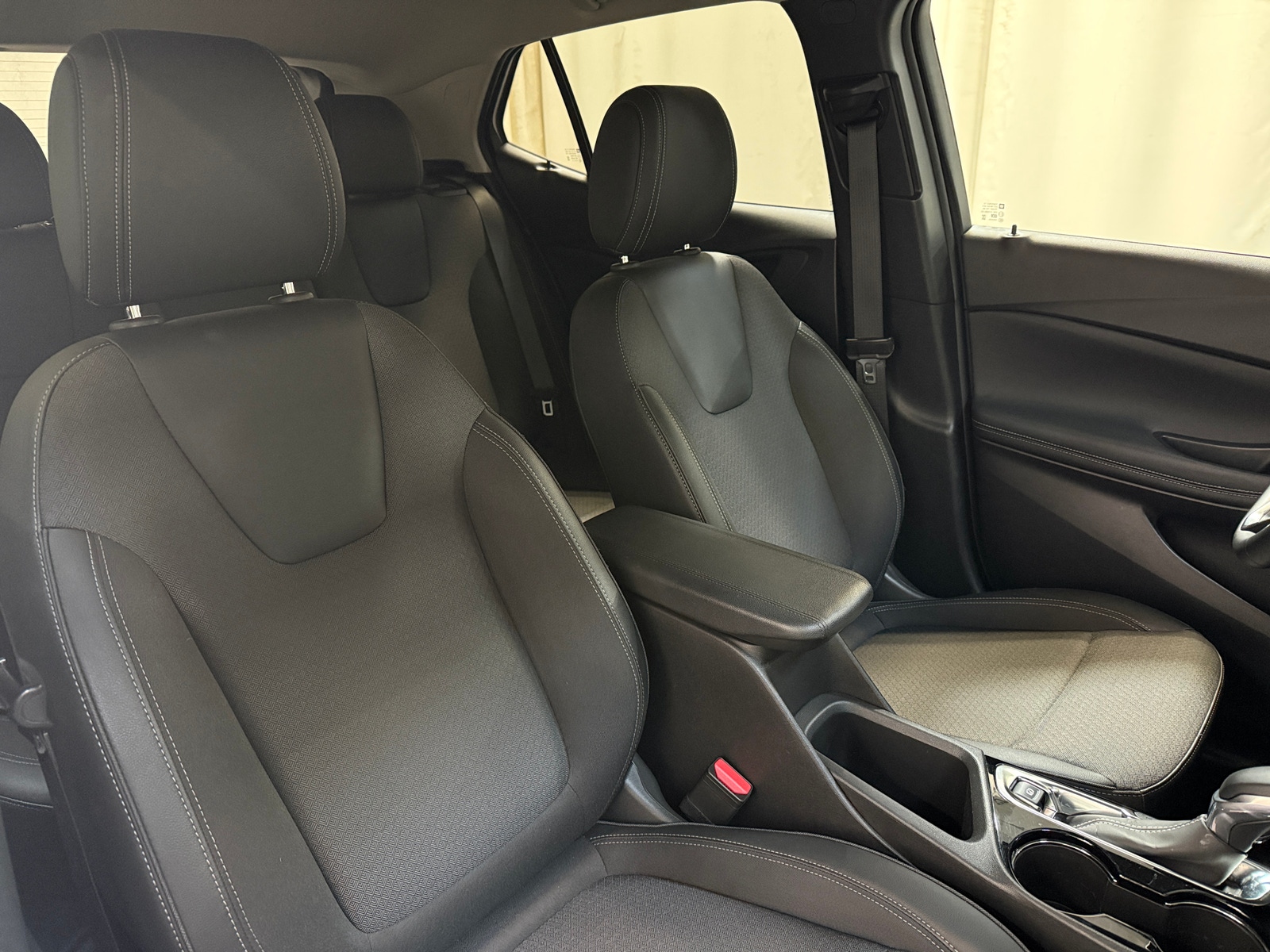 Thumbnail: 2025 Buick Encore GX - 2