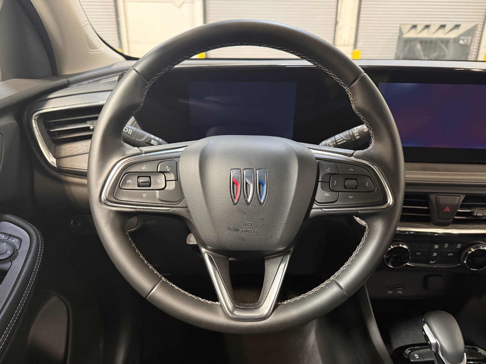 Thumbnail: 2025 Buick Encore GX - 5