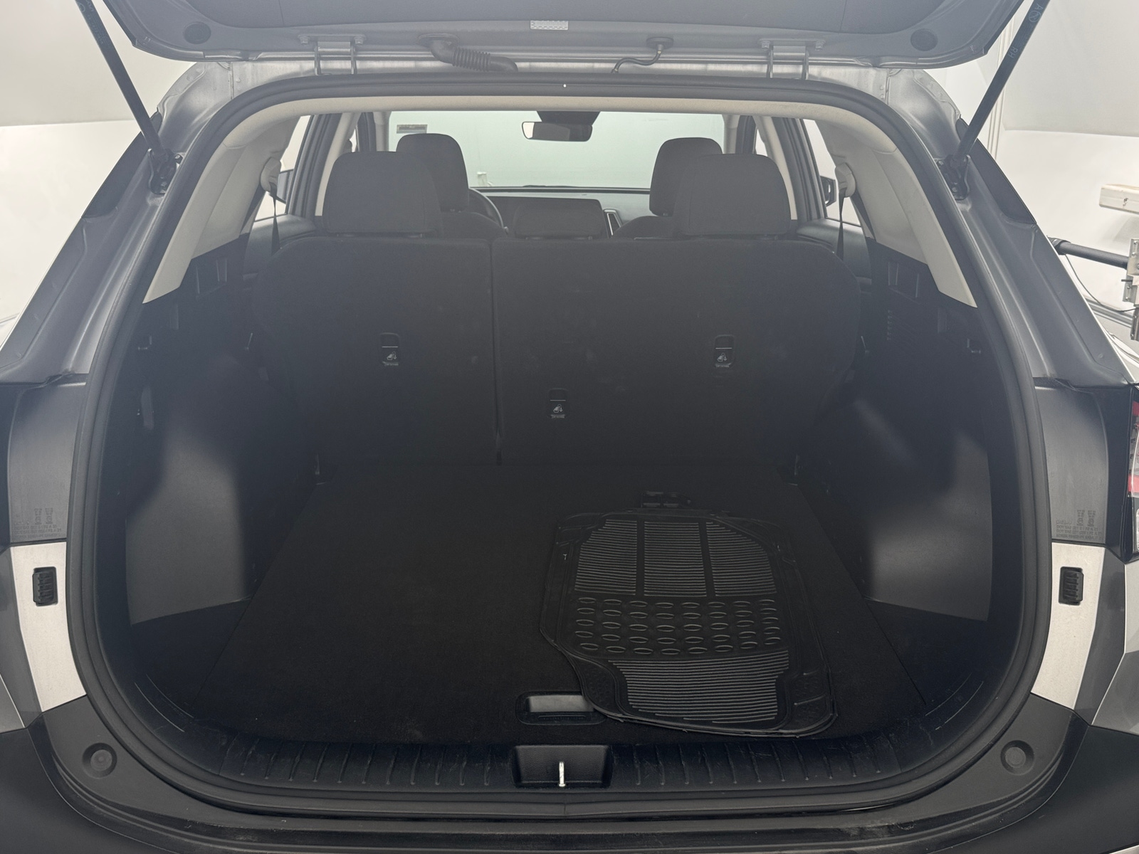 Thumbnail: 2025 Kia Sportage - 7