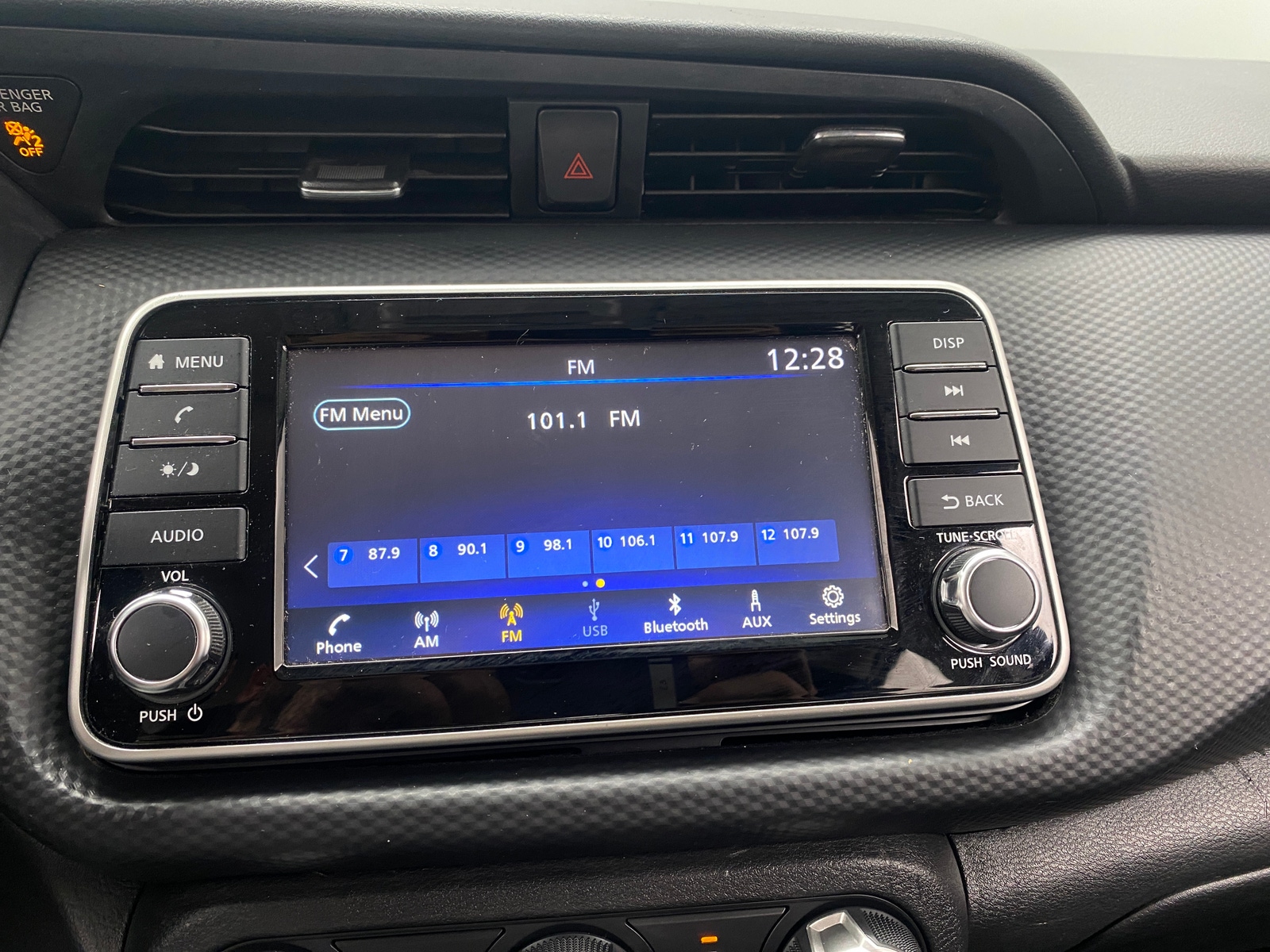 Thumbnail: 2024 Nissan Kicks - 4