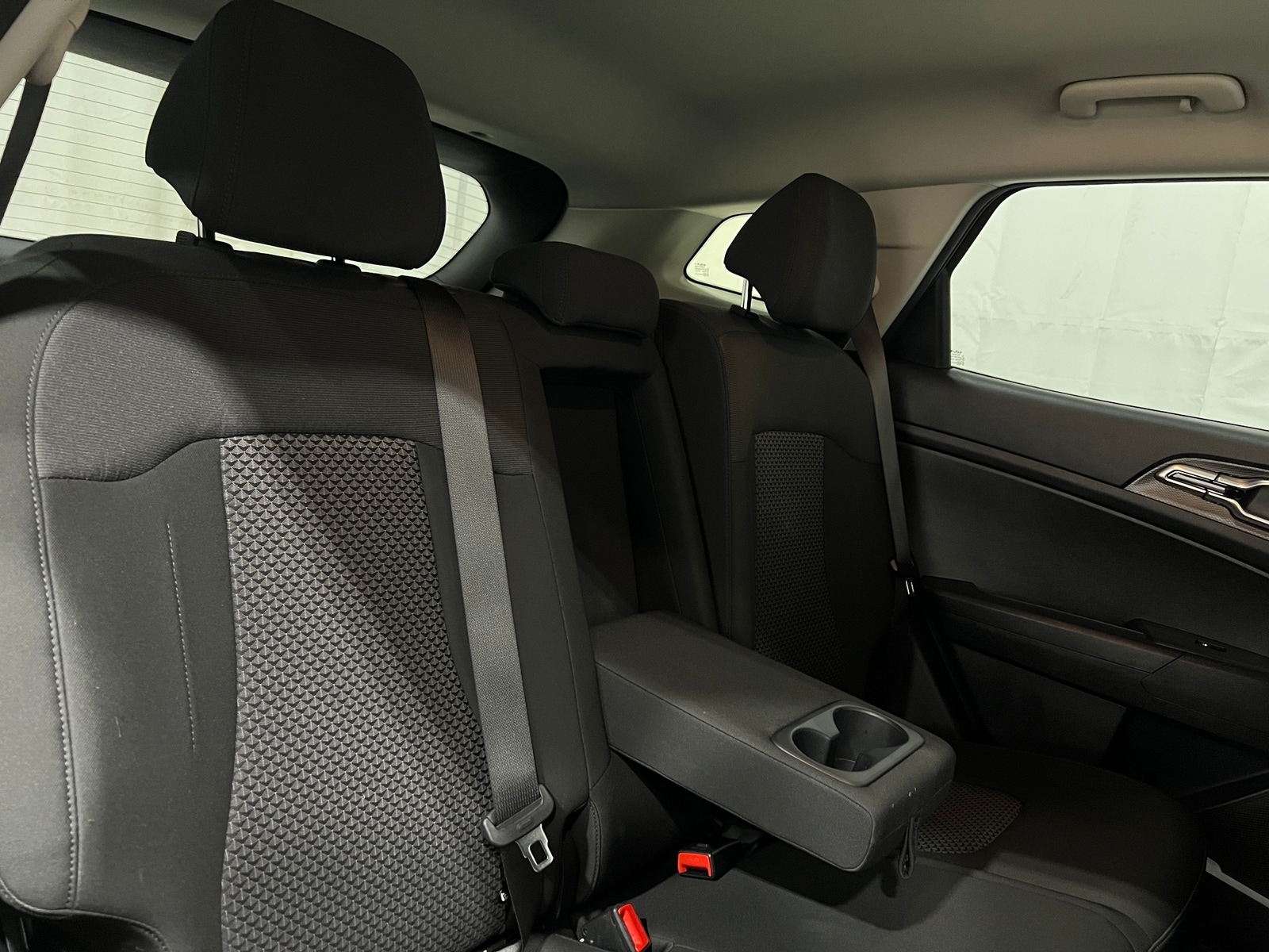 Thumbnail: 2025 Kia Sportage - 6