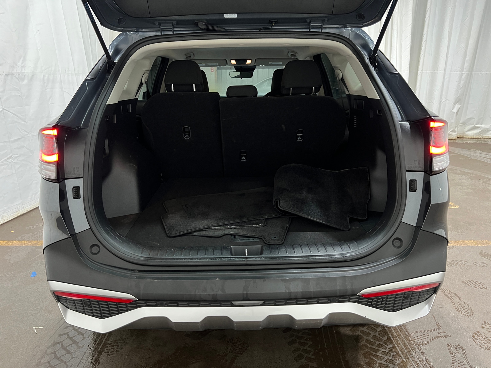 Thumbnail: 2025 Kia Sportage - 7