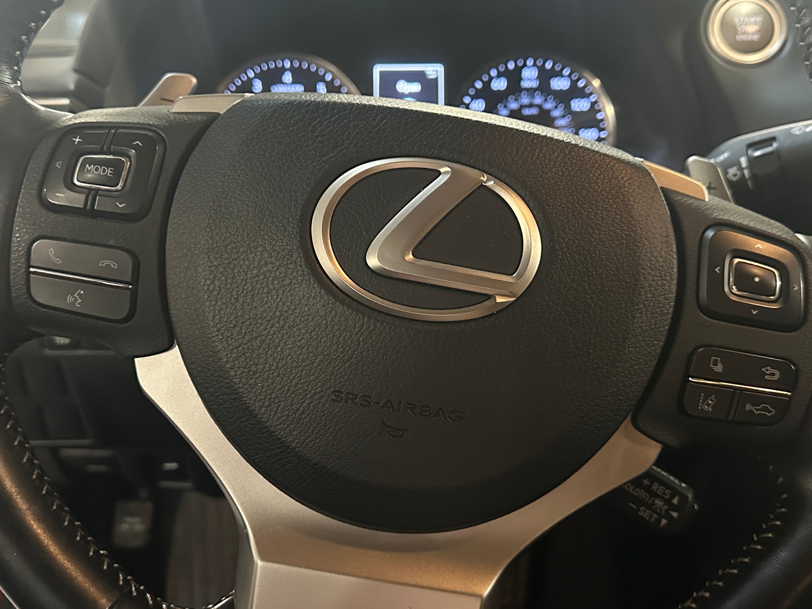 Thumbnail: 2019 Lexus IS - 4