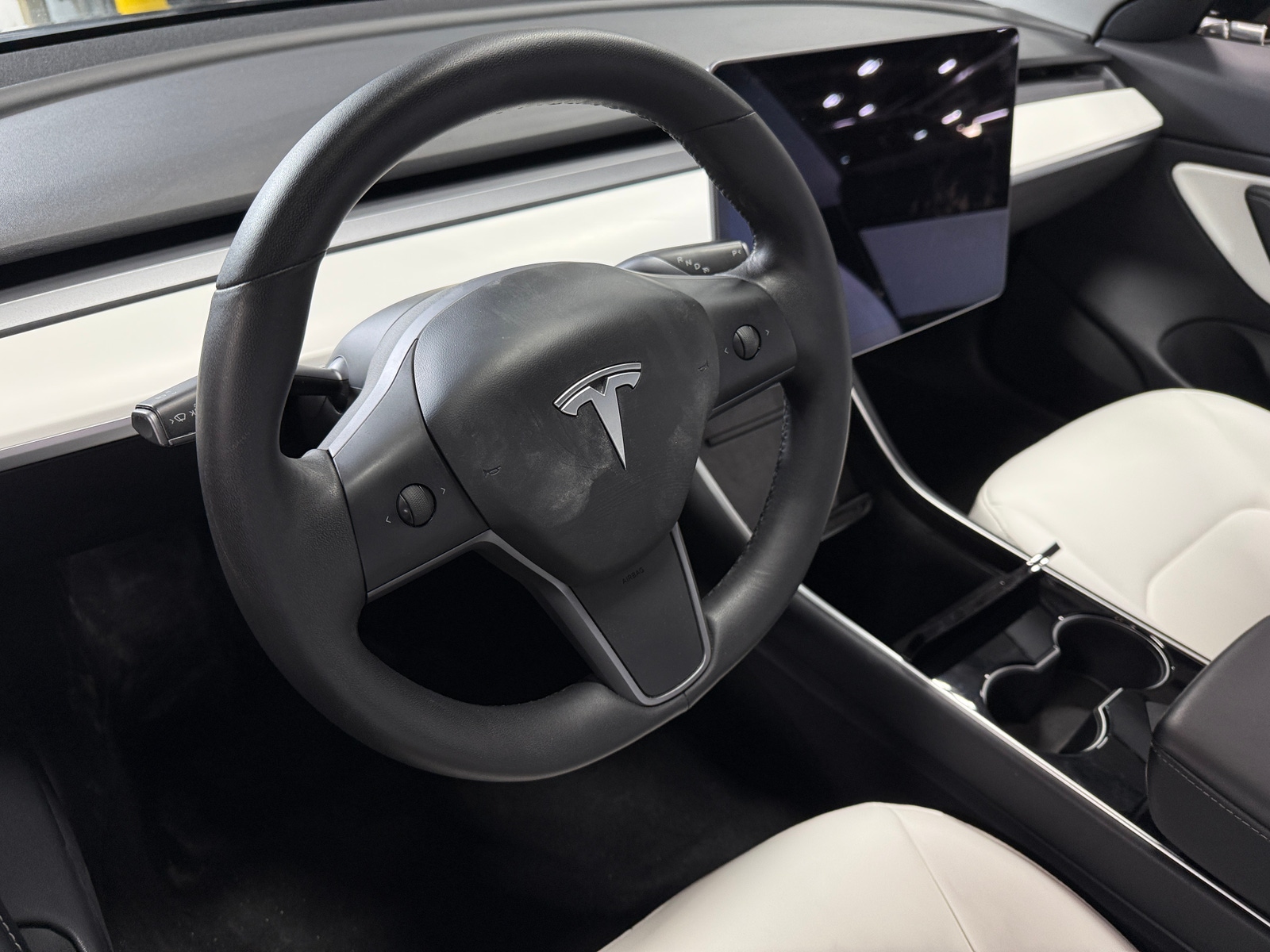 Thumbnail: 2020 Tesla Model 3 - 4