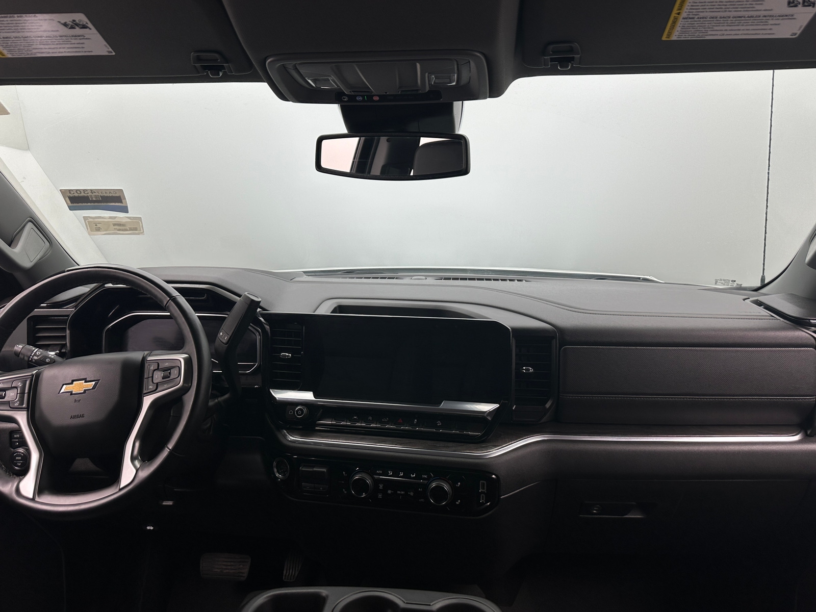 Thumbnail: 2024 Chevrolet Silverado 1500 - 2