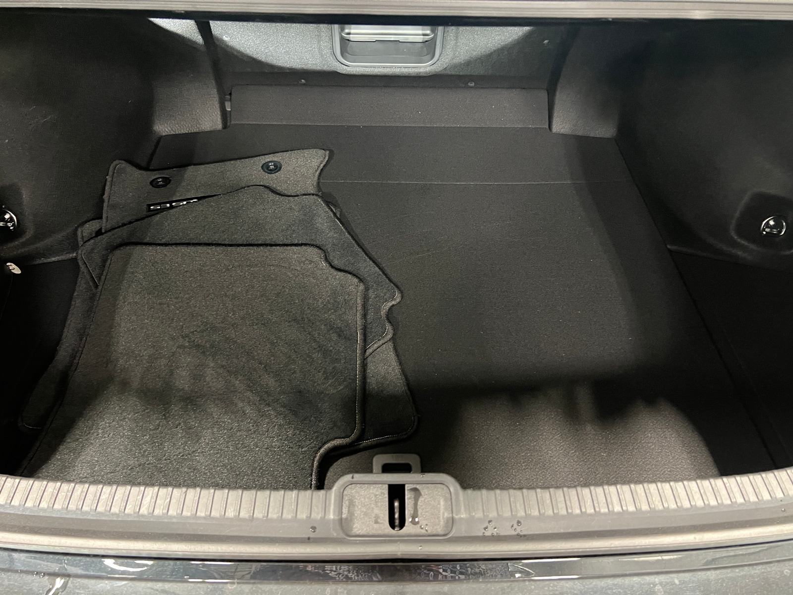 Thumbnail: 2021 Lexus ES - 6