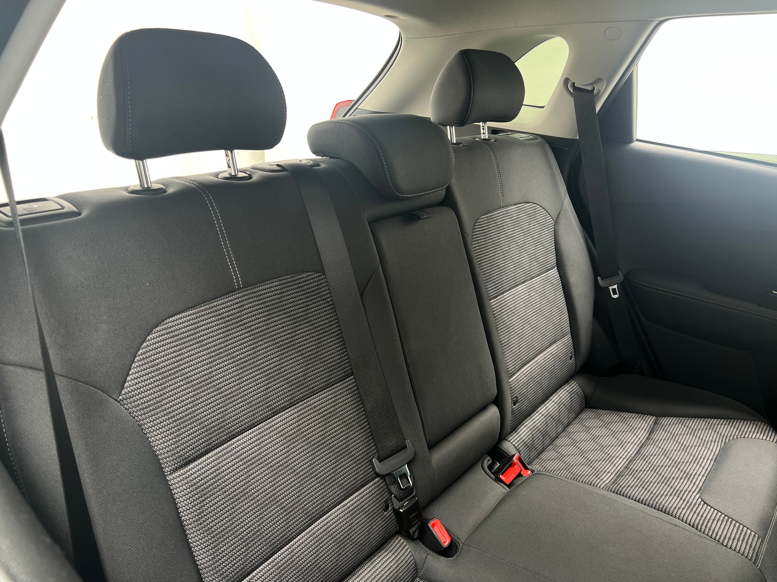 Thumbnail: 2022 Kia Niro - 6