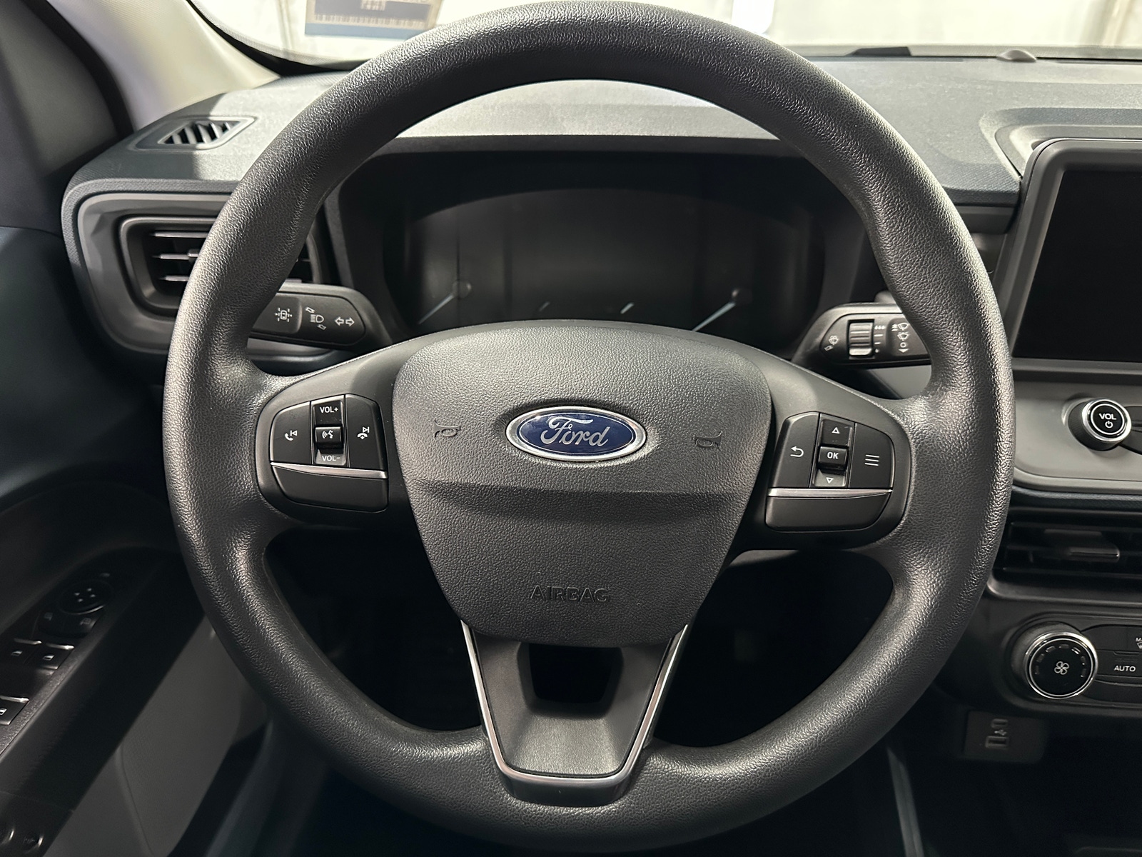 Thumbnail: 2022 Ford Maverick - 5