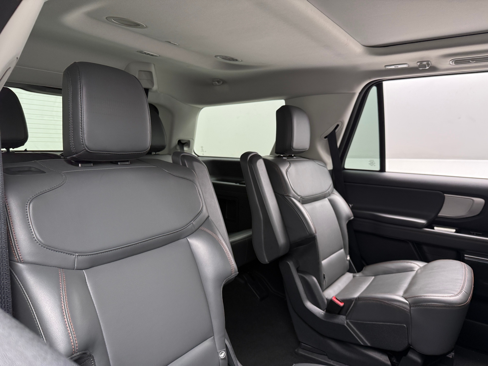 Thumbnail: 2025 Ford Expedition - 5