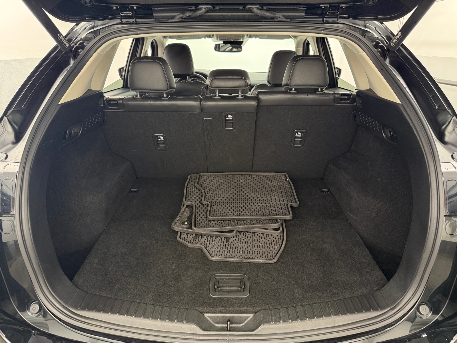 Thumbnail: 2025 Mazda CX-5 - 6