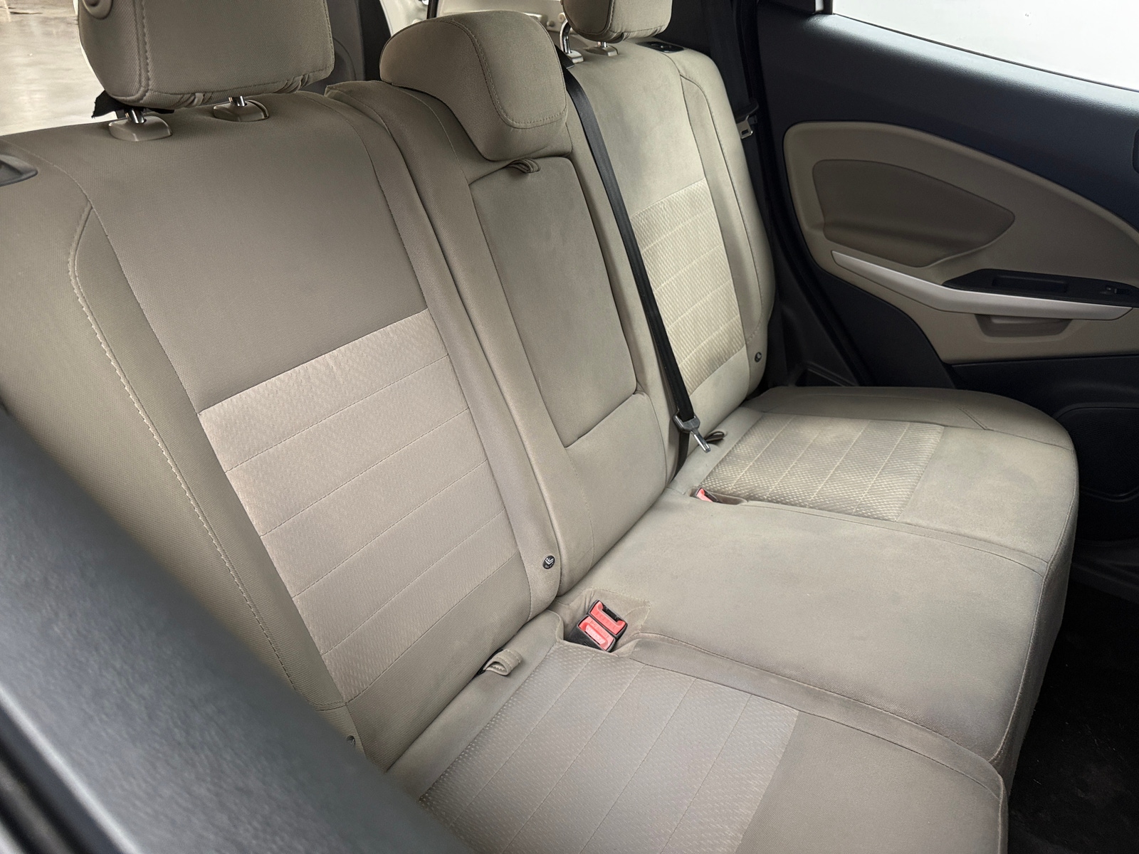 Thumbnail: 2022 Ford EcoSport - 6