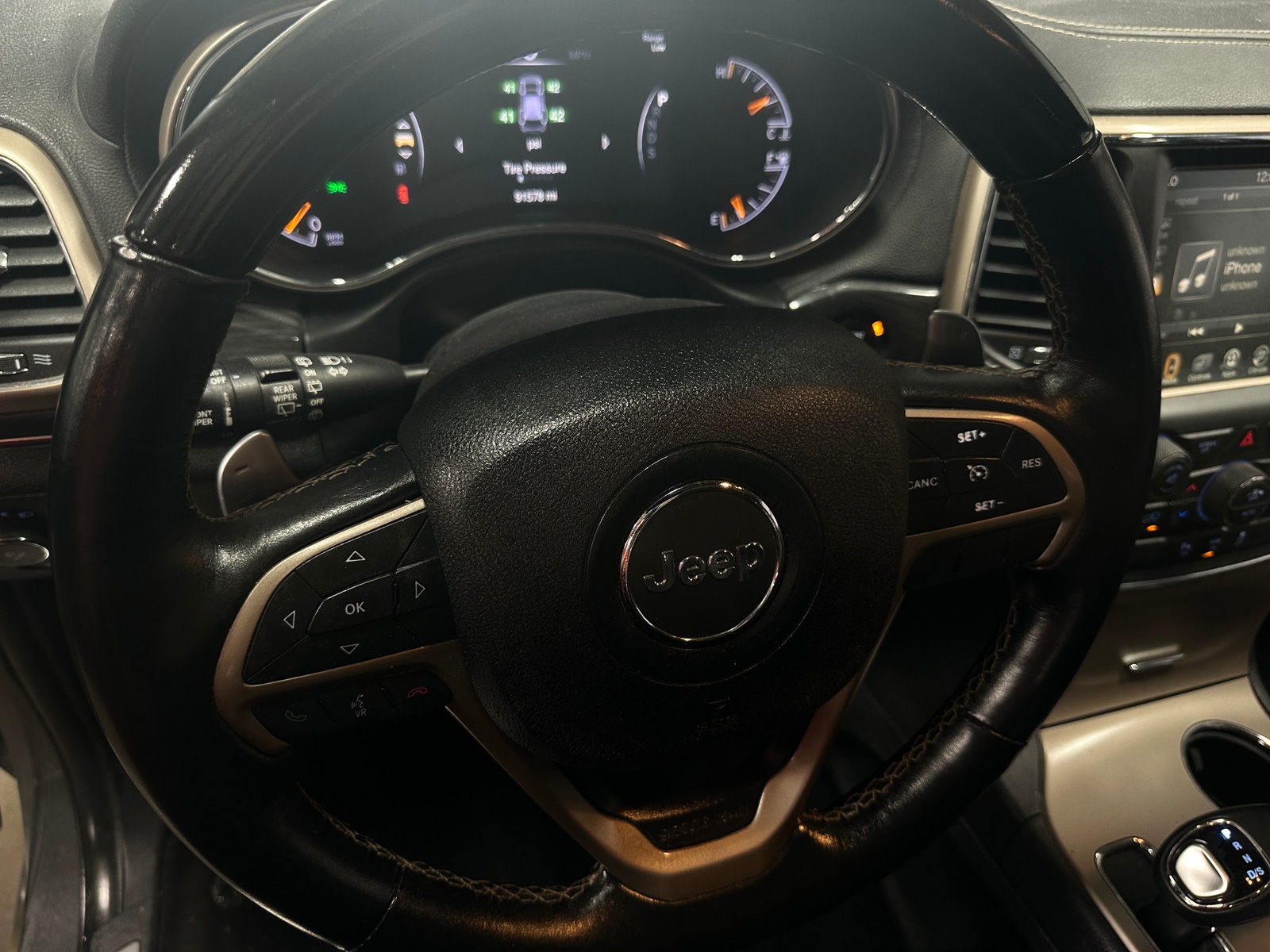 Thumbnail: 2015 Jeep Grand Cherokee - 4