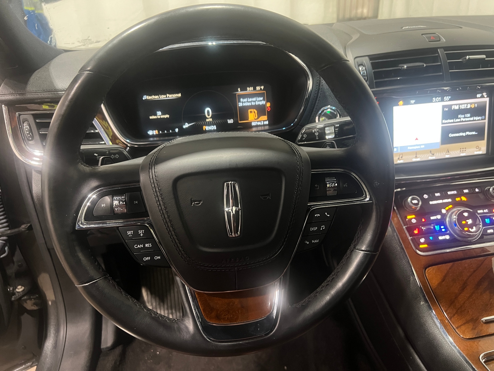 Thumbnail: 2017 Lincoln Continental - 4