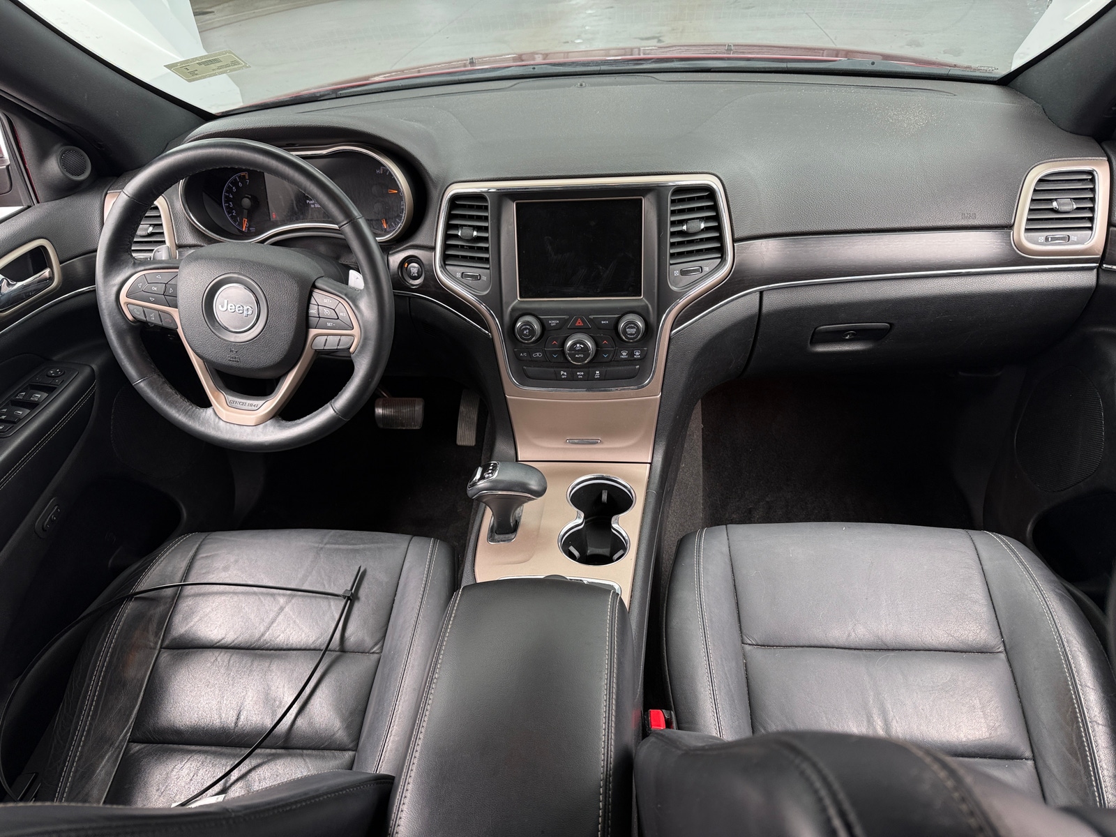 Thumbnail: 2015 Jeep Grand Cherokee - 2