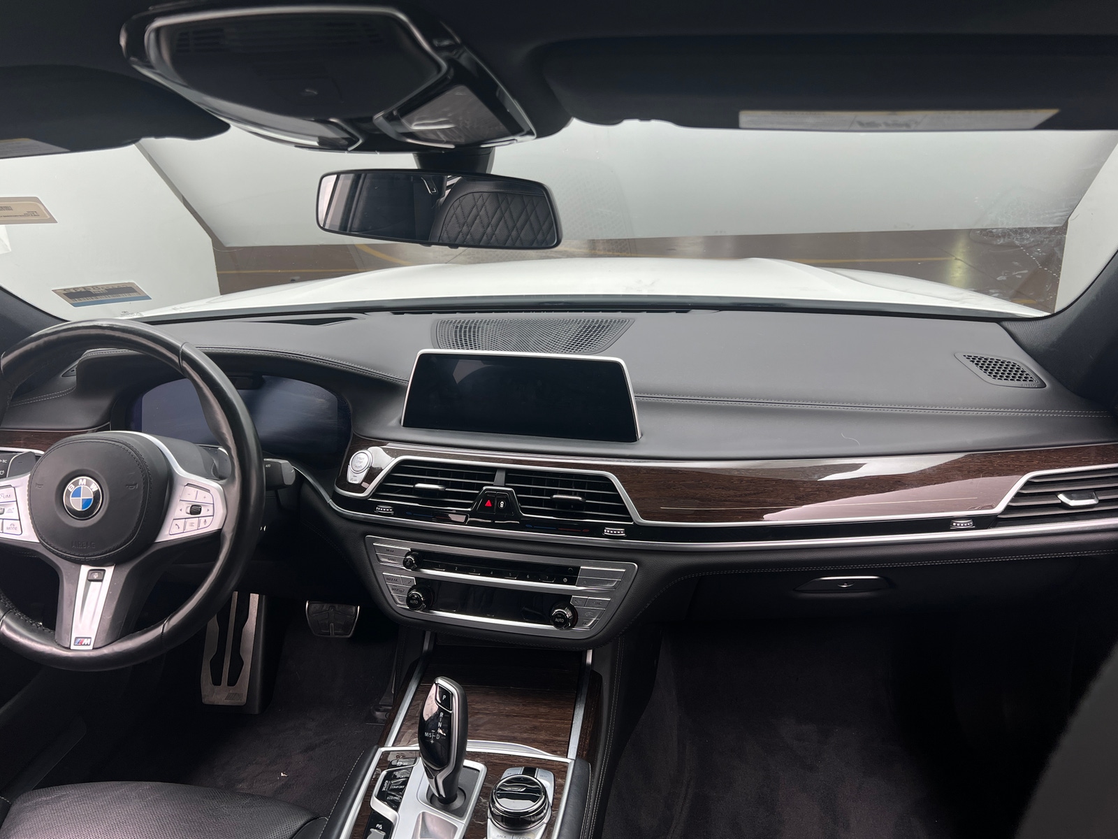 Thumbnail: 2022 BMW 7 Series - 2