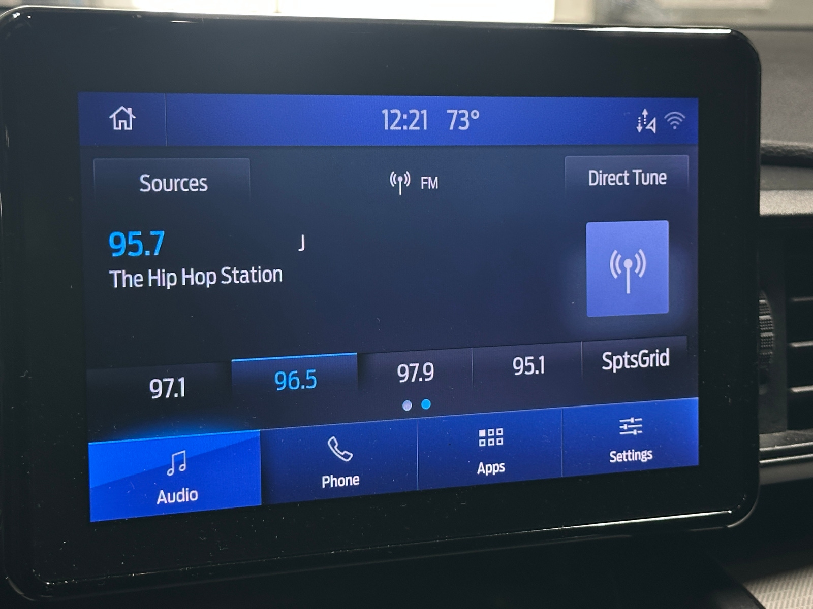 Thumbnail: 2020 Ford Explorer - 4