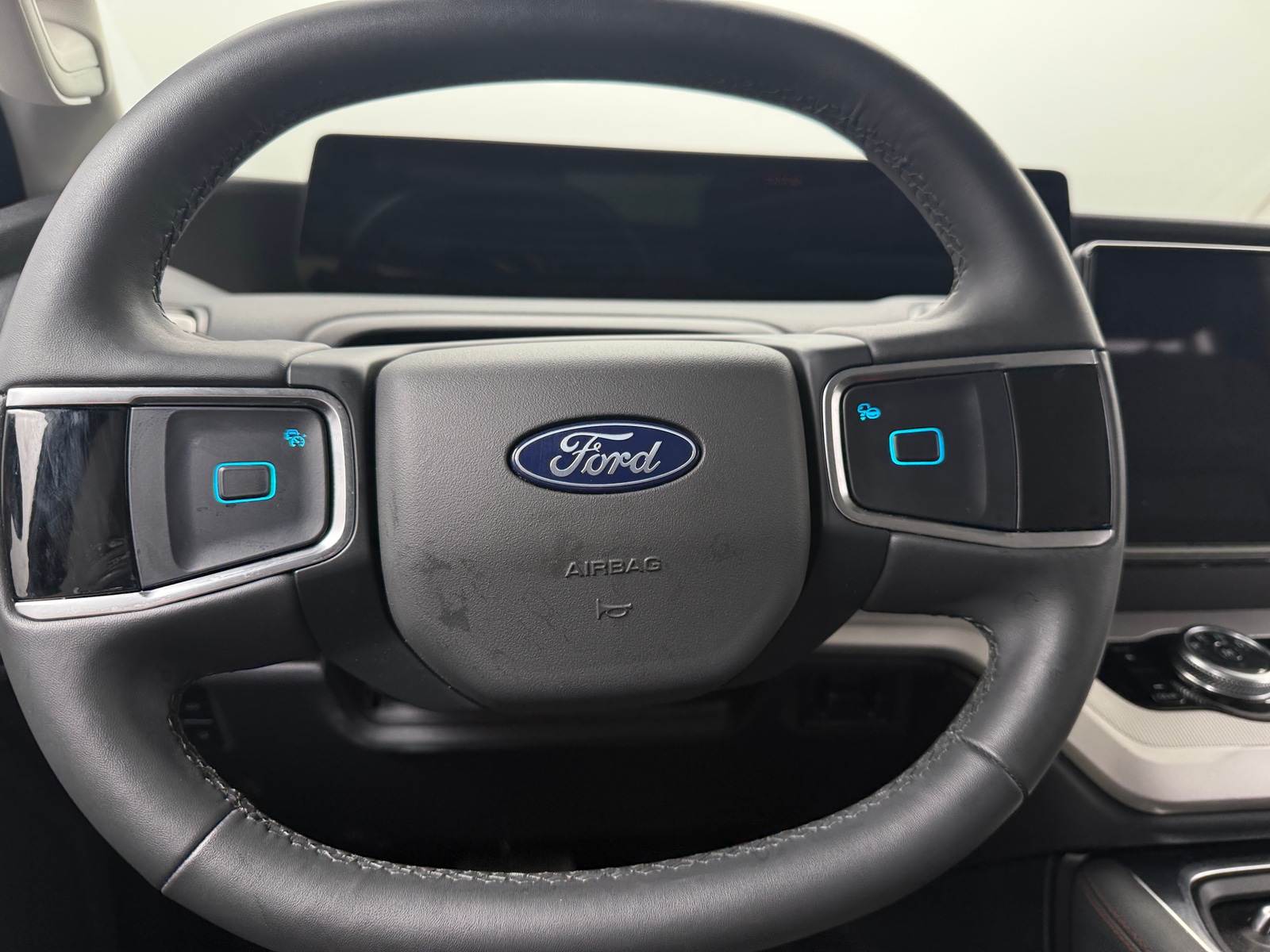 Thumbnail: 2025 Ford Expedition - 5