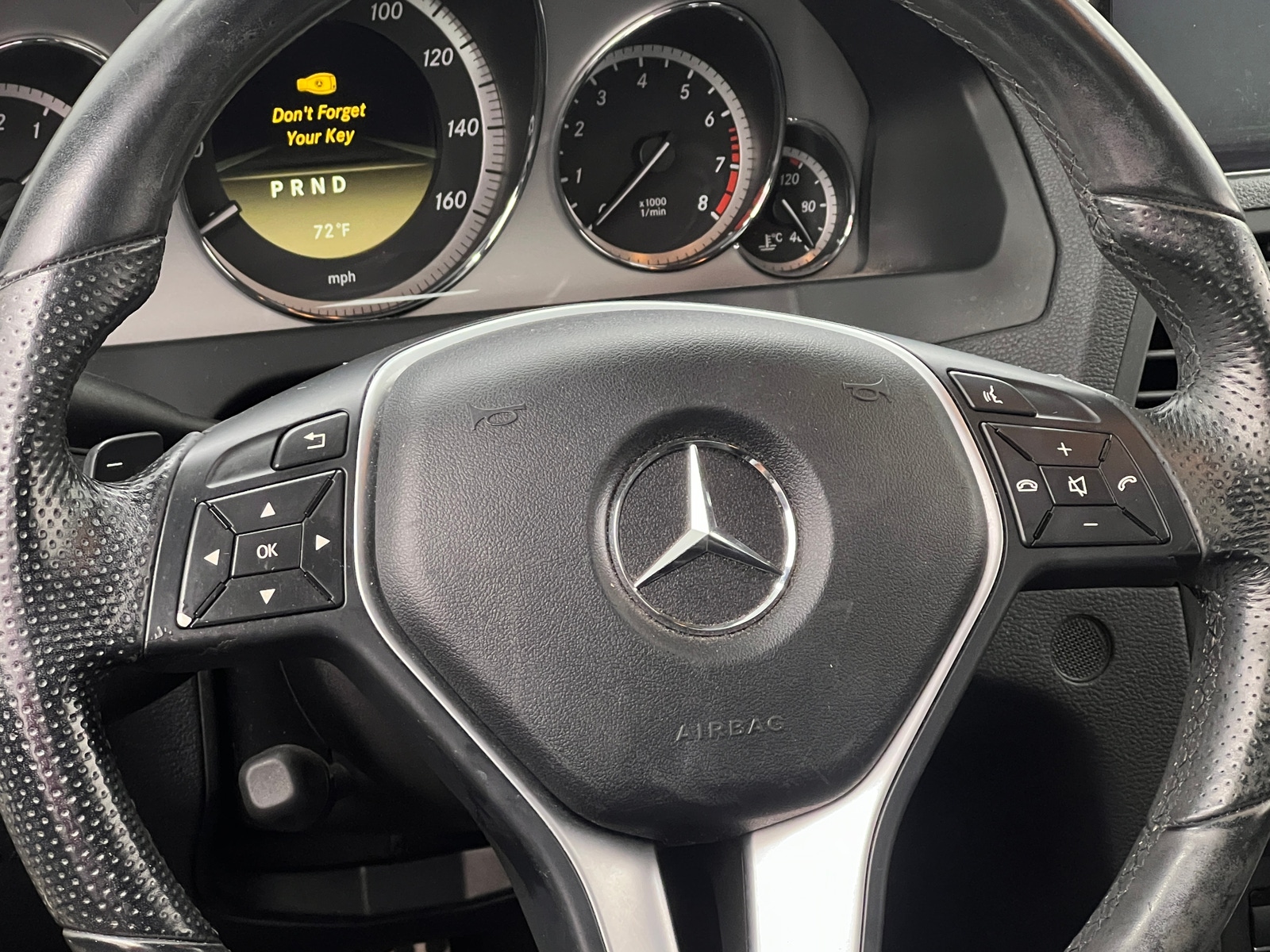 Thumbnail: 2012 Mercedes-Benz E-Class - 4