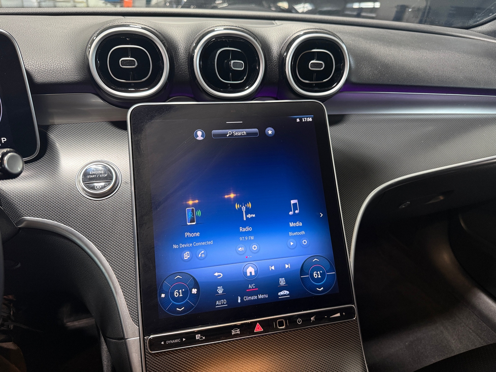 Thumbnail: 2024 Mercedes-Benz C-Class - 3