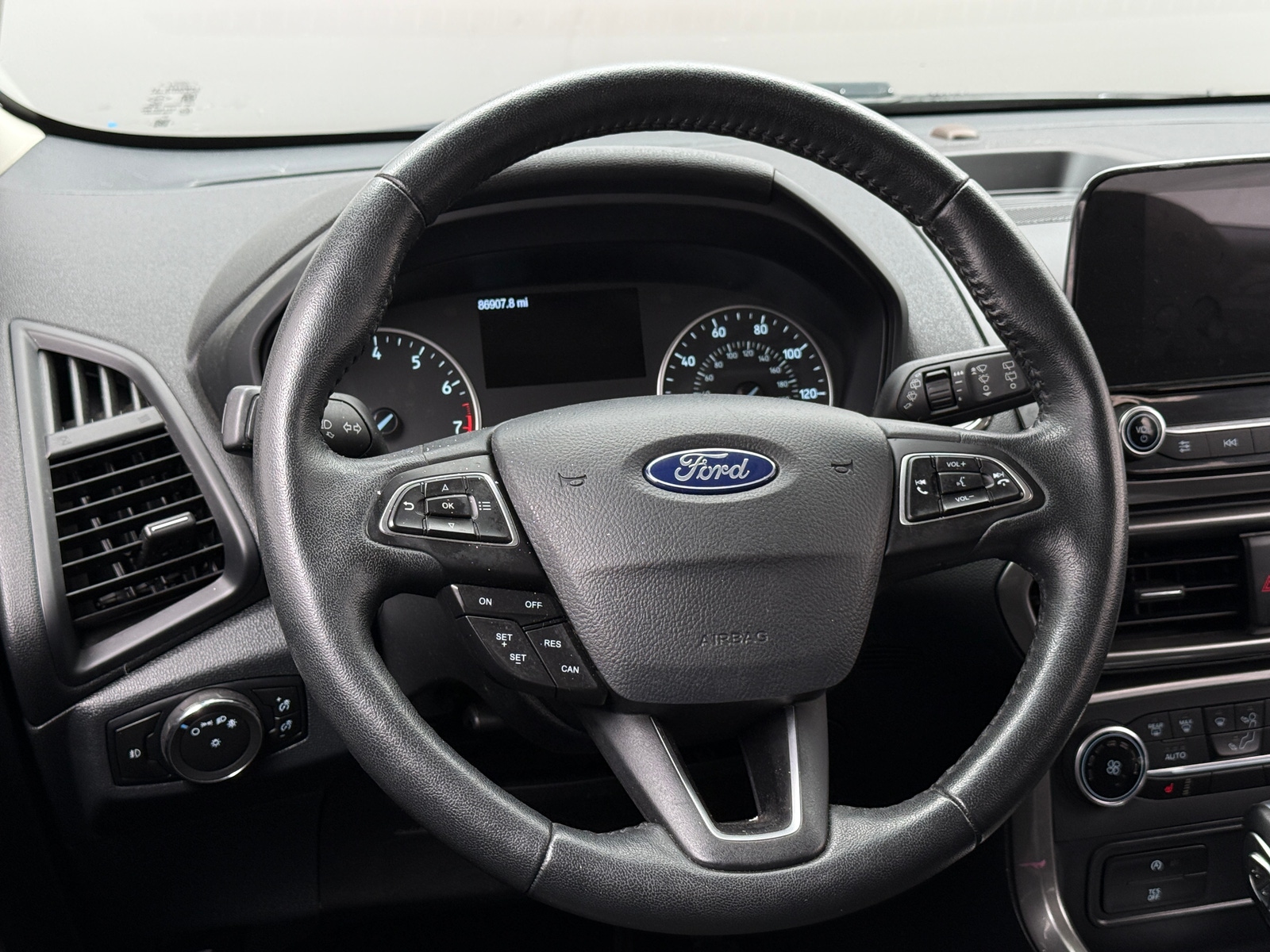 Thumbnail: 2018 Ford EcoSport - 5