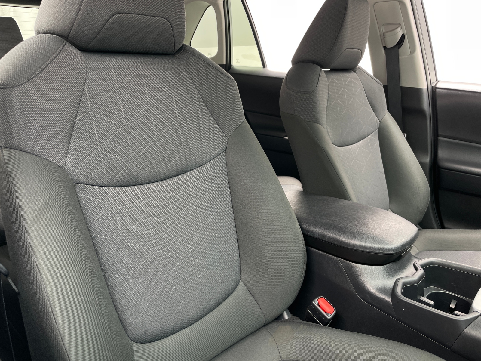 Thumbnail: 2025 Toyota RAV4 - 2