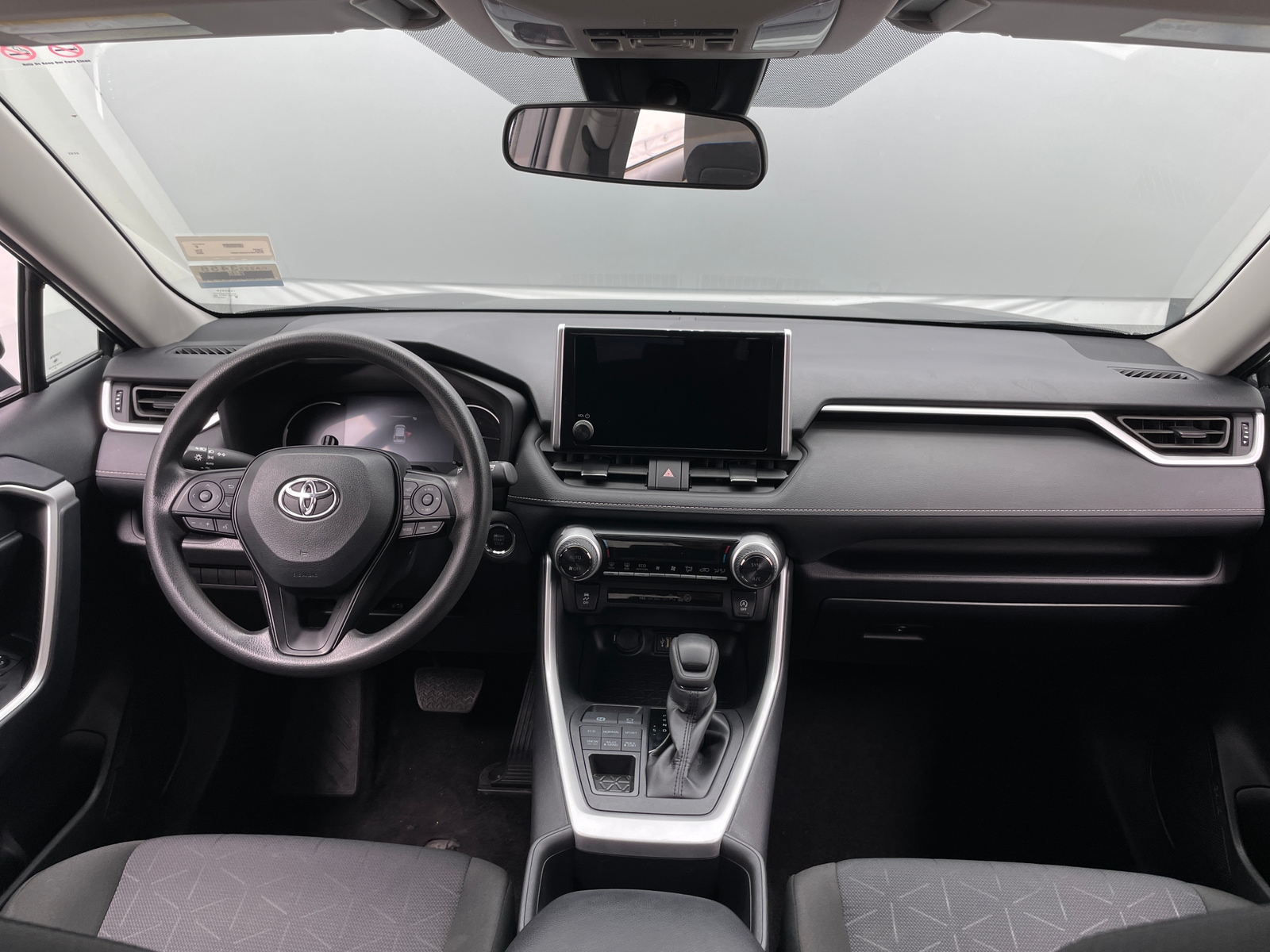 Thumbnail: 2025 Toyota RAV4 - 3