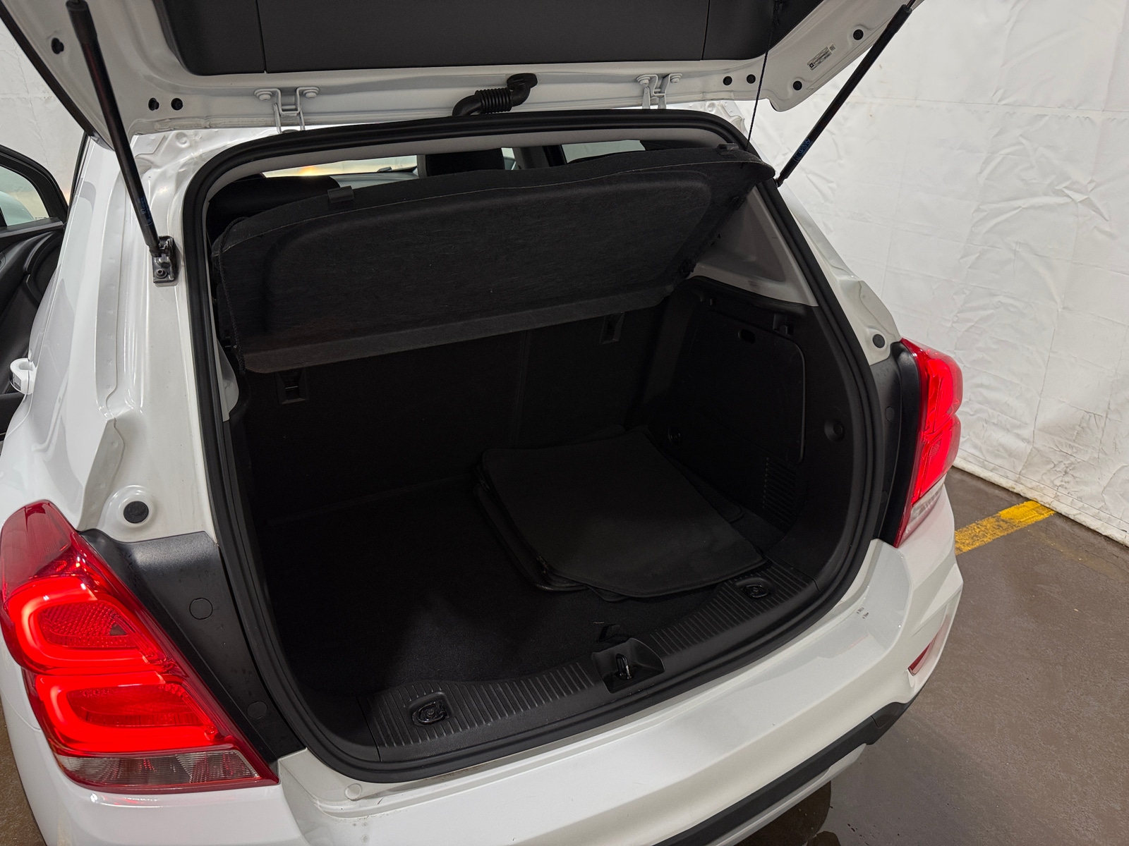 Thumbnail: 2019 Chevrolet Trax - 7