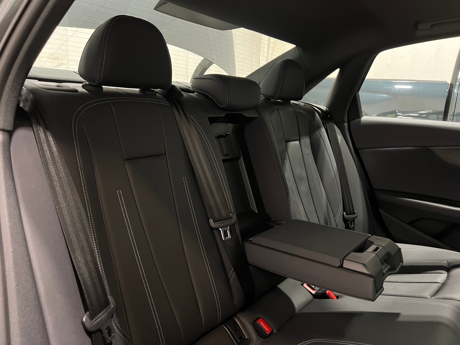 Thumbnail: 2020 Audi A4 - 5