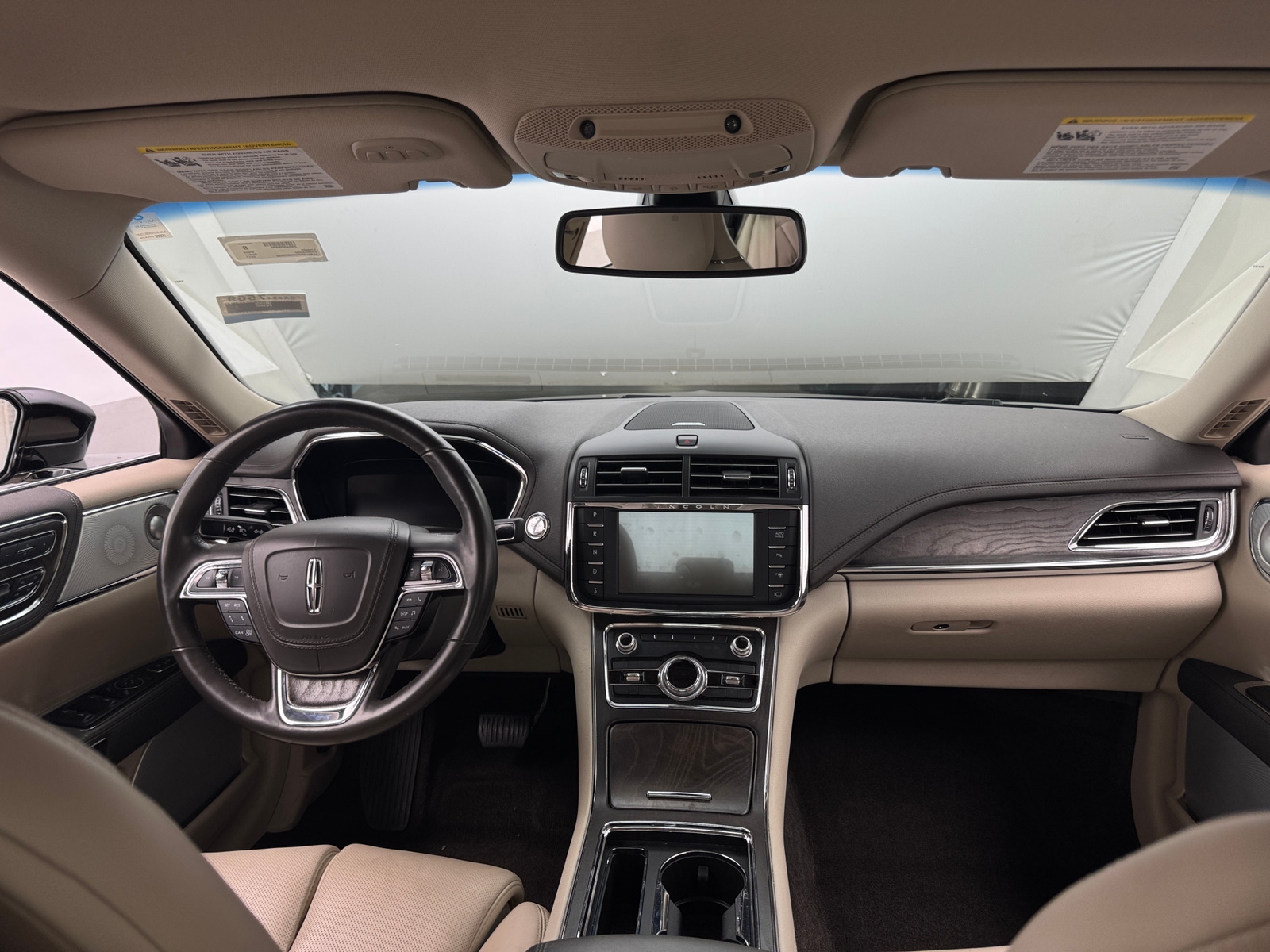 Thumbnail: 2017 Lincoln Continental - 2