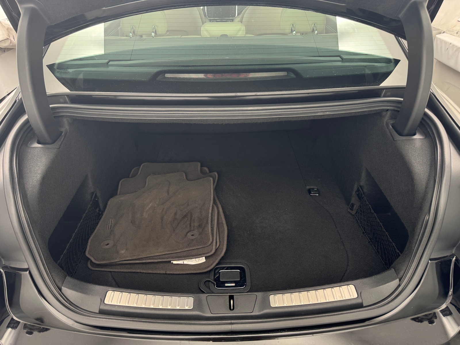 Thumbnail: 2017 Lincoln Continental - 6