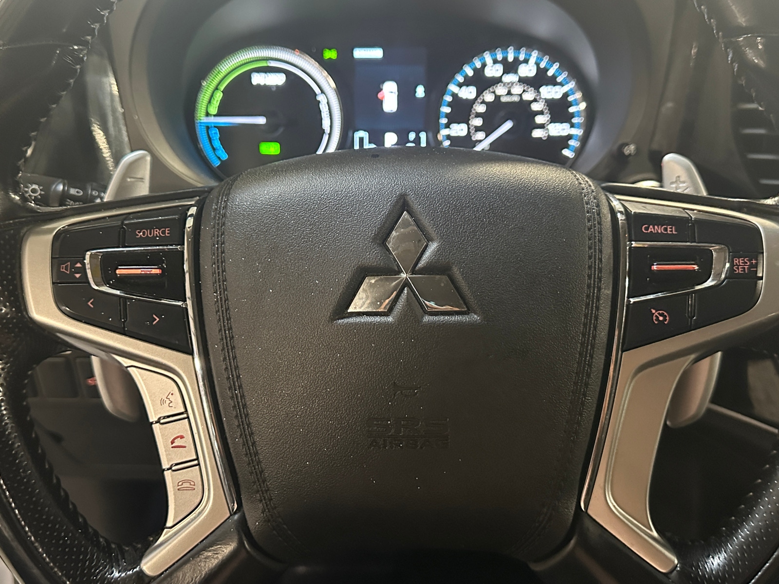 Thumbnail: 2018 Mitsubishi Outlander - 4