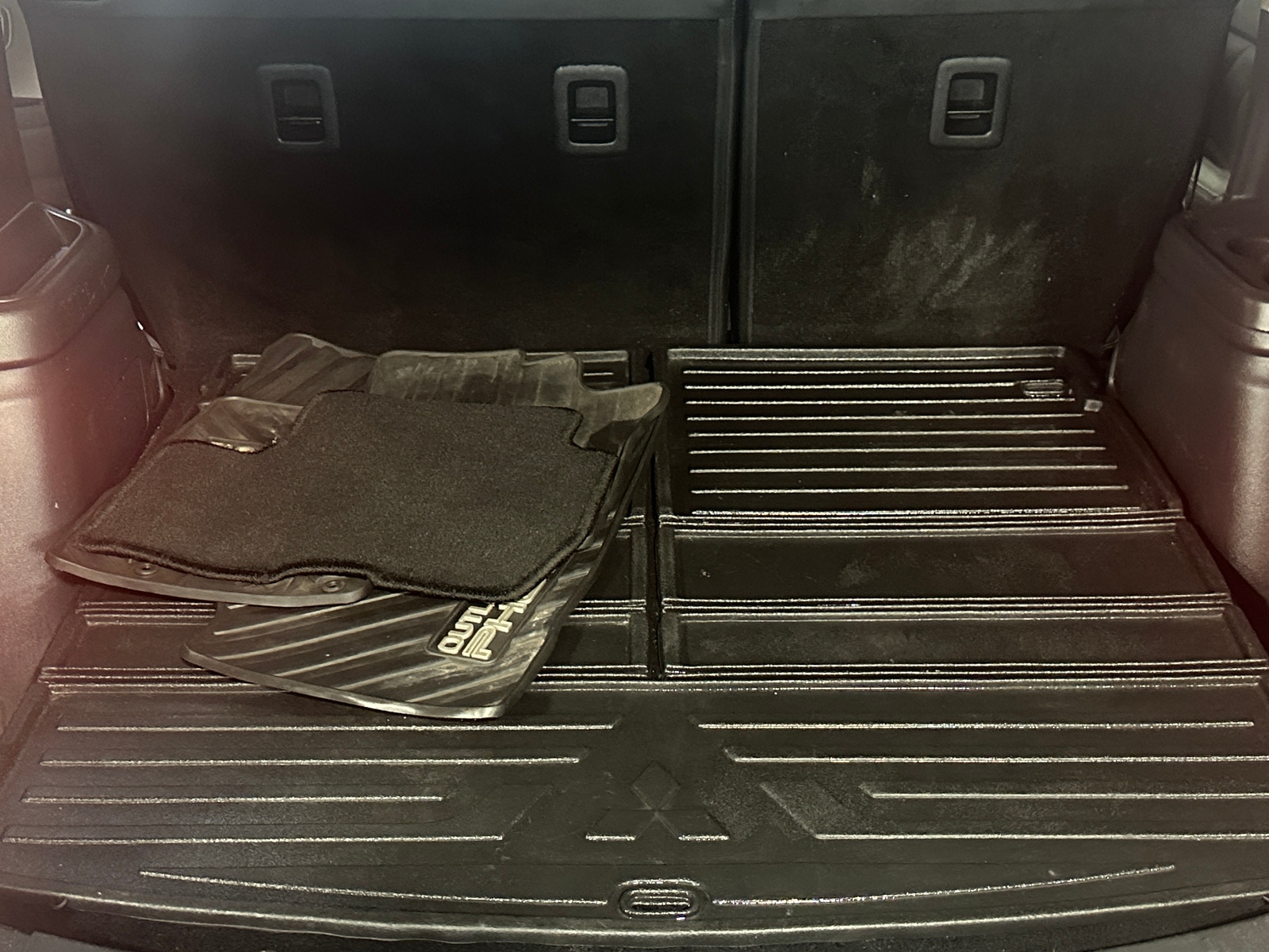 Thumbnail: 2018 Mitsubishi Outlander - 6