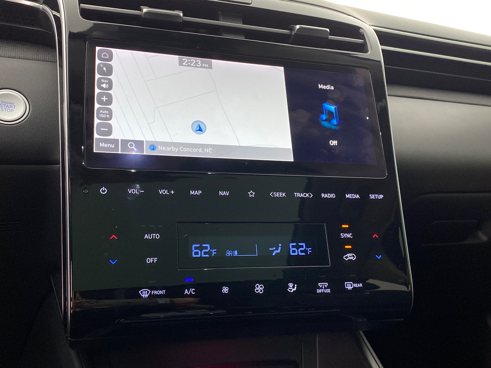 Thumbnail: 2024 Hyundai Tucson - 3