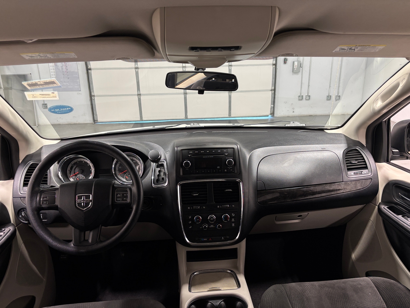 Thumbnail: 2012 Dodge Grand Caravan - 3