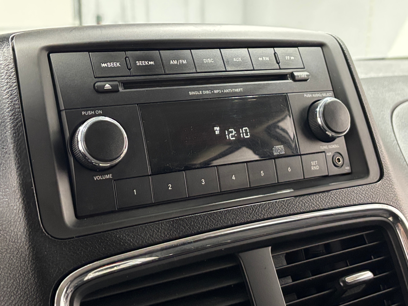 Thumbnail: 2012 Dodge Grand Caravan - 4