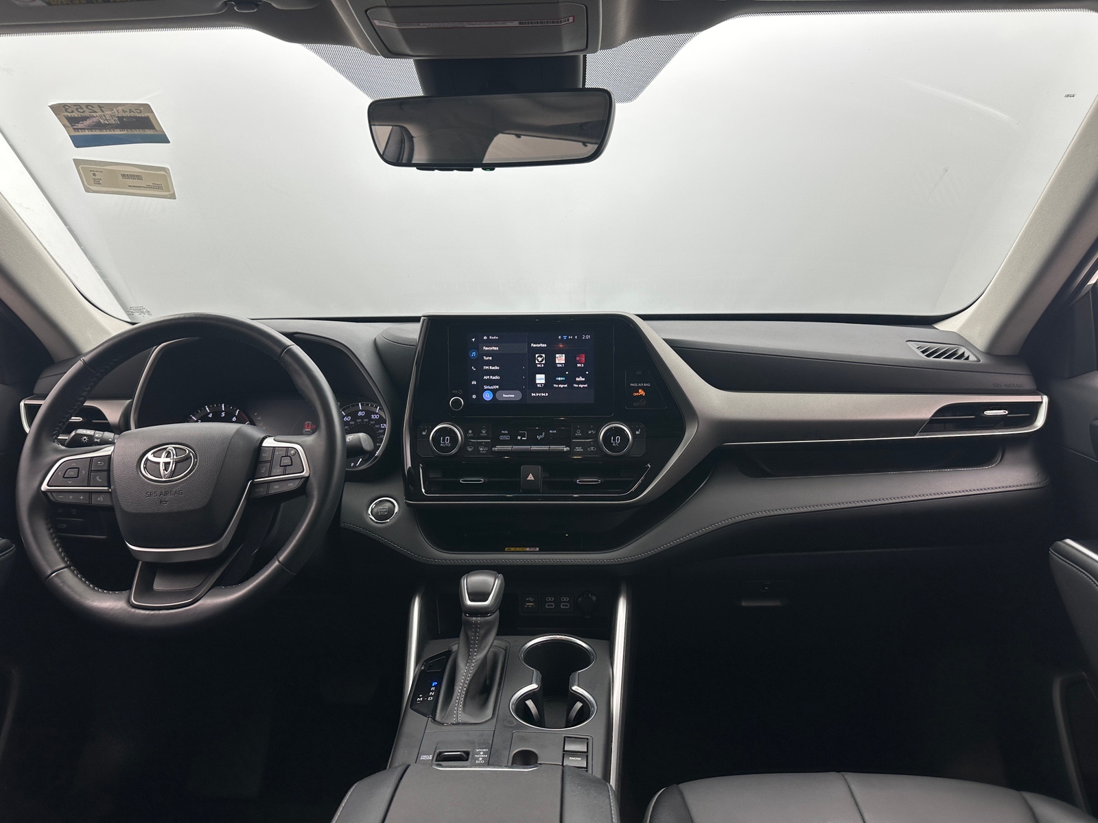 Thumbnail: 2023 Toyota Highlander - 2