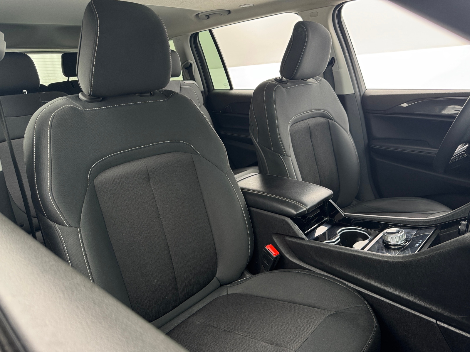 Thumbnail: 2023 Jeep Grand Cherokee L - 2