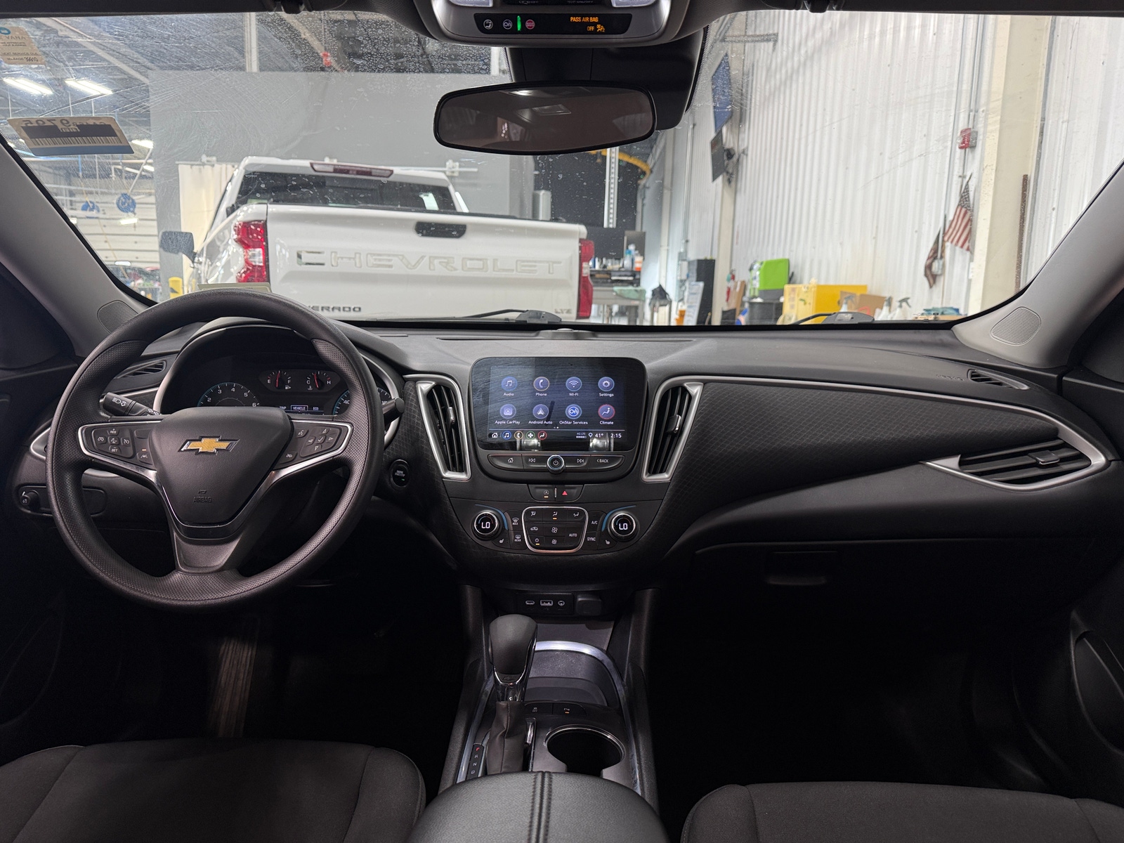 Thumbnail: 2024 Chevrolet Malibu - 3