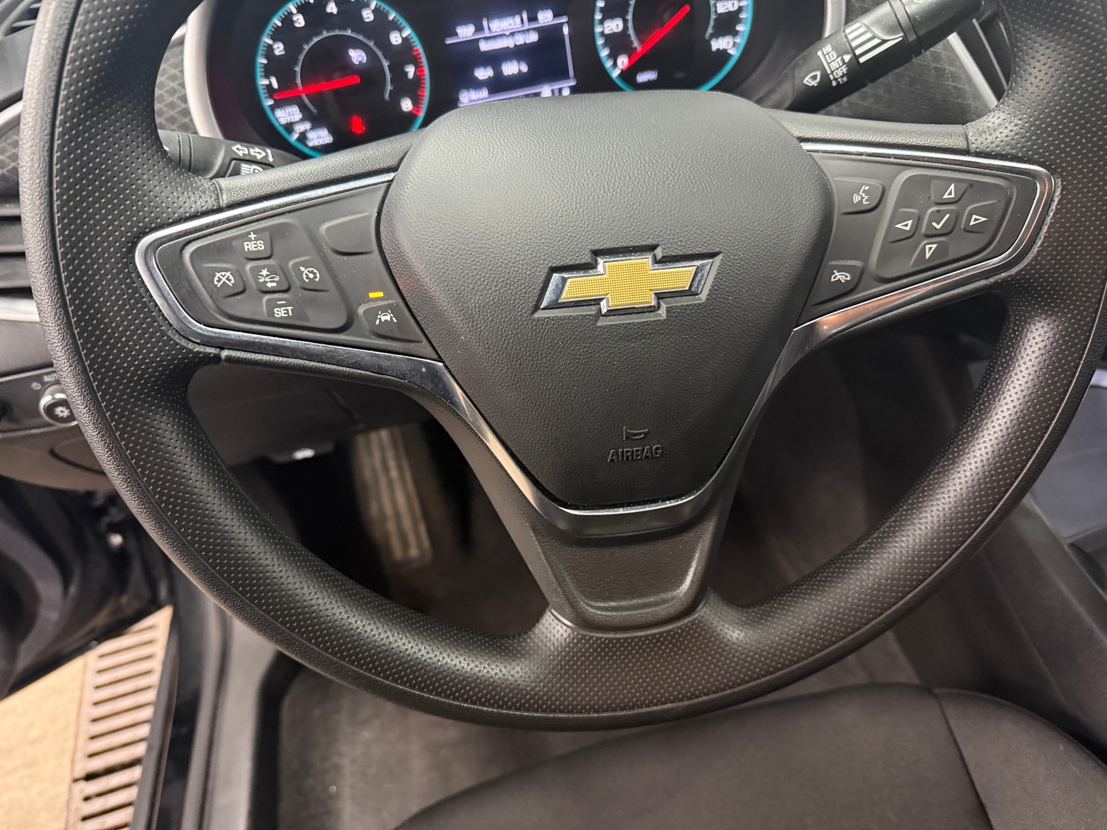 Thumbnail: 2024 Chevrolet Malibu - 5