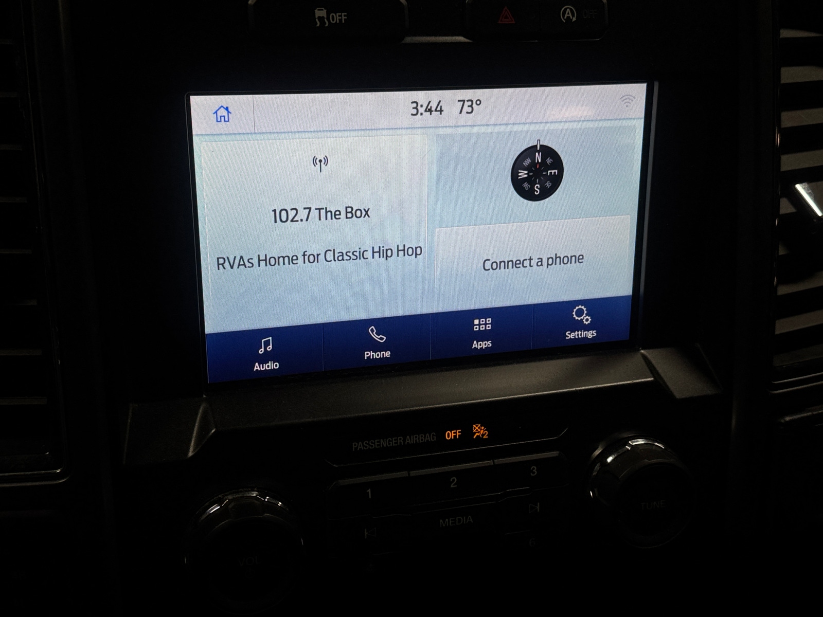 Thumbnail: 2020 Ford Econoline - 4