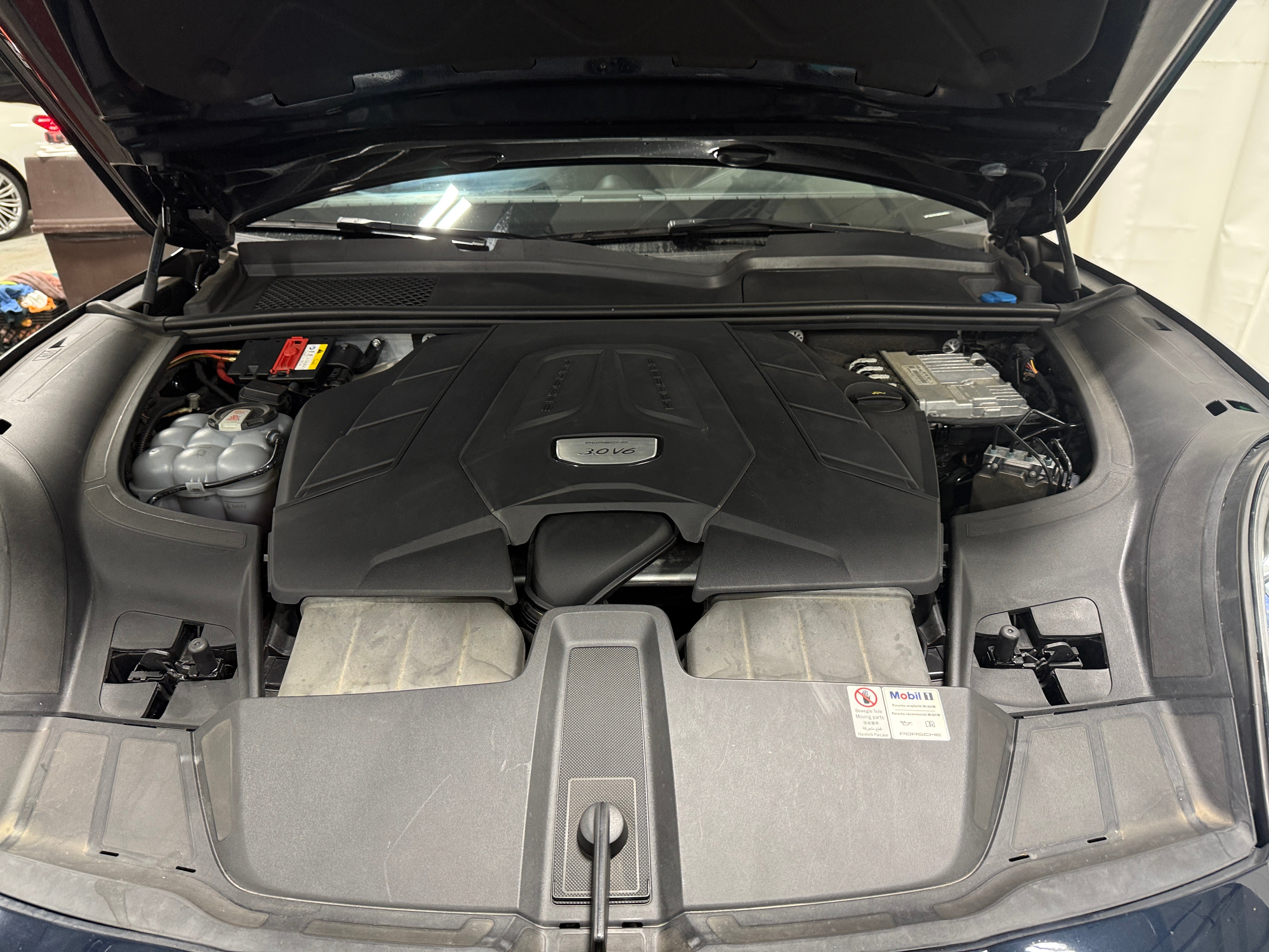 2021 Porsche Cayenne Coup