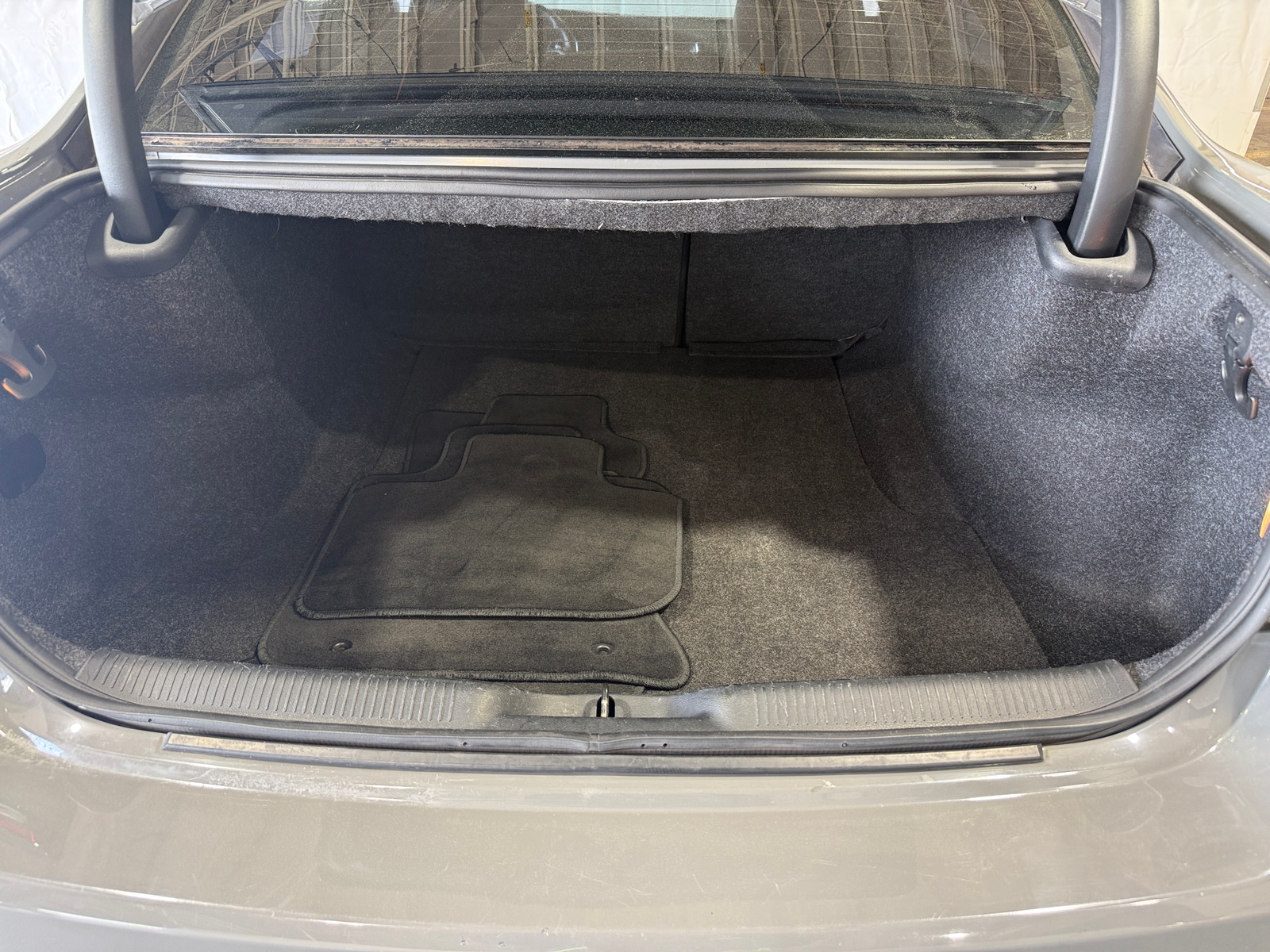 Thumbnail: 2018 Dodge Charger - 6