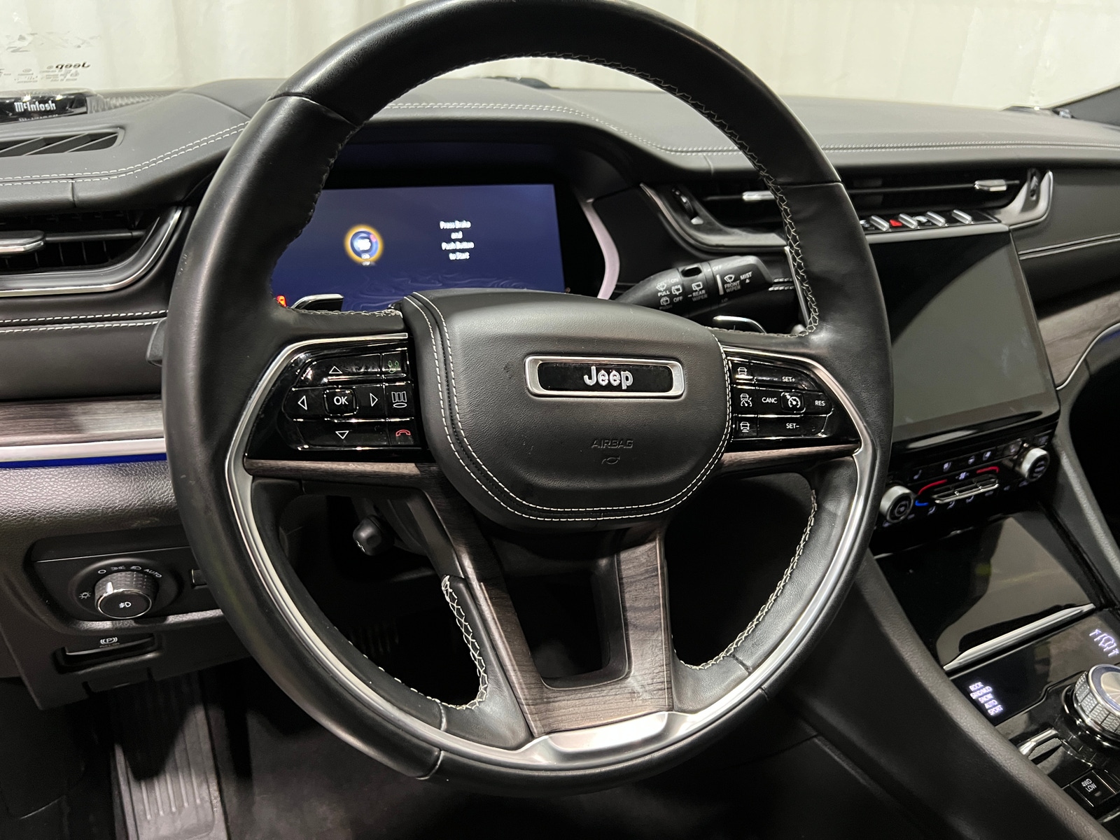 Thumbnail: 2021 Jeep Grand Cherokee L - 4