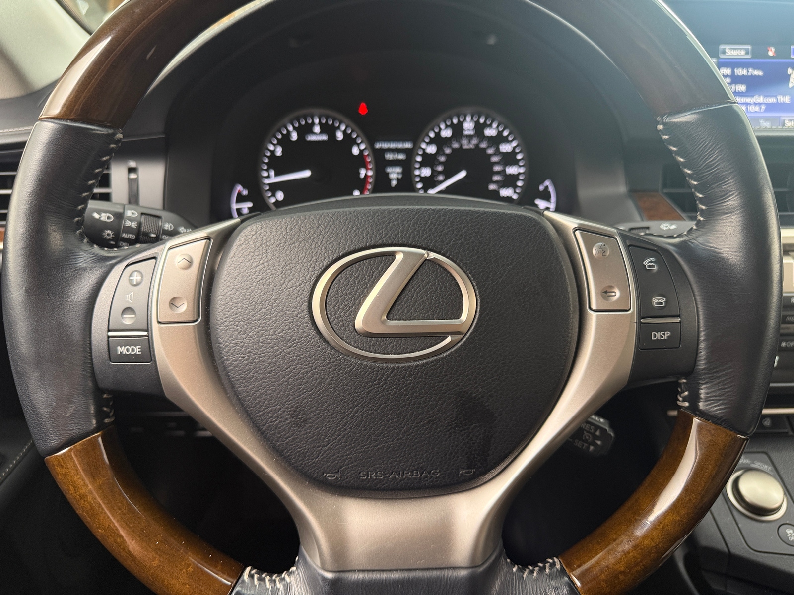 Thumbnail: 2015 Lexus ES - 4