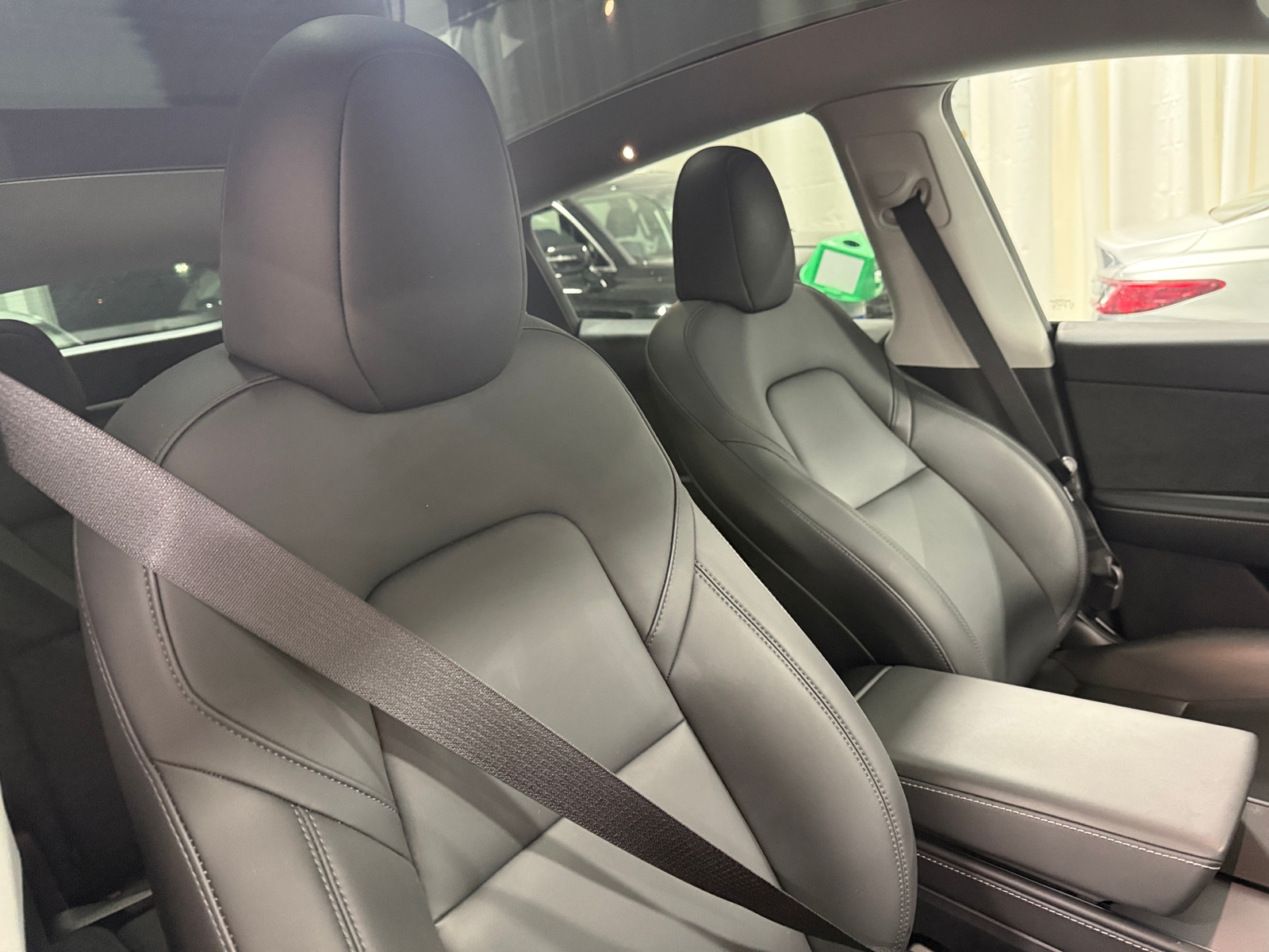 Thumbnail: 2025 Tesla Model Y - 2