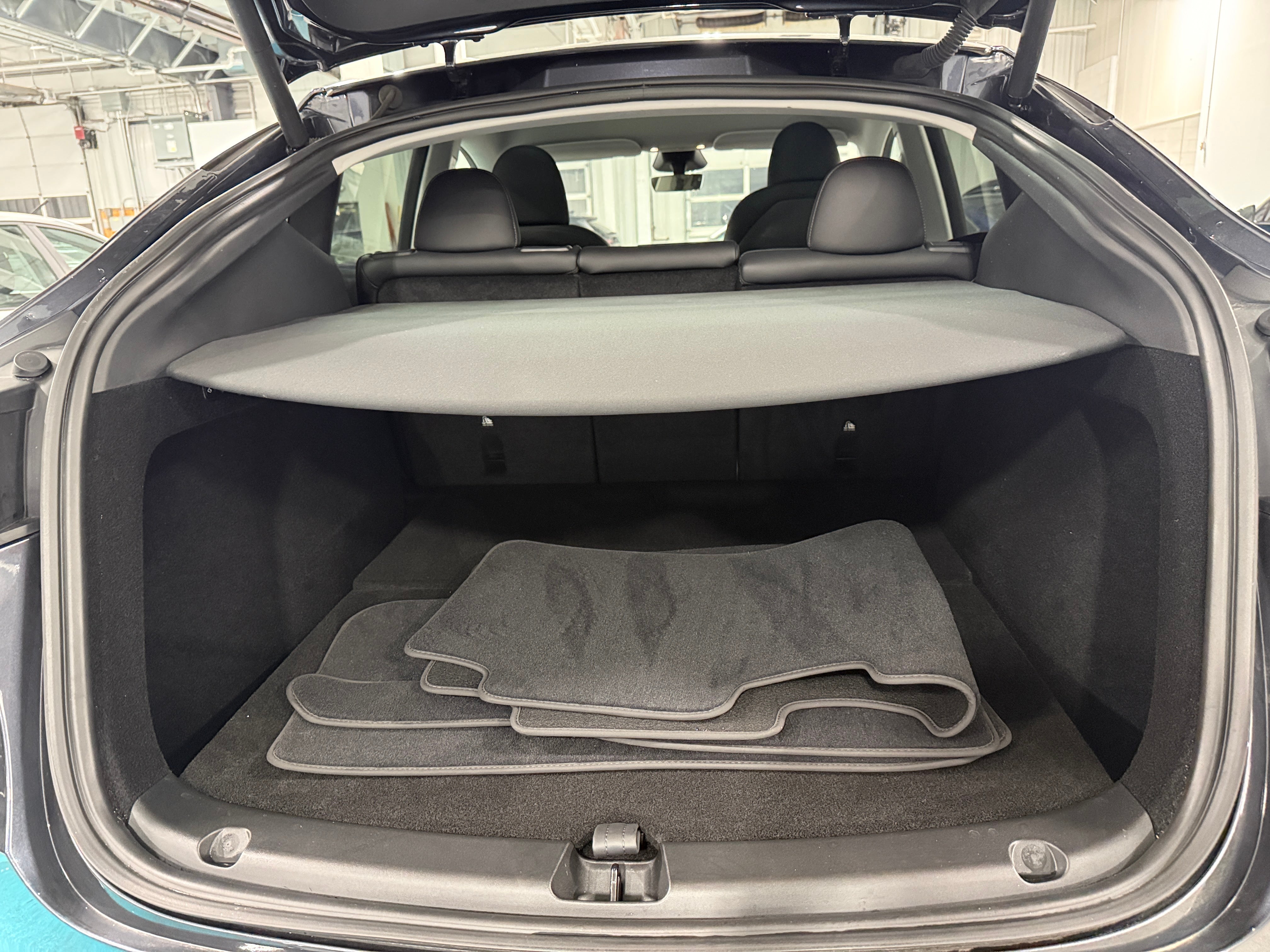 Used 2025 Tesla Model Y Long Range with VIN 7SAYGDEE0SA338478 for sale in Auburn, WA