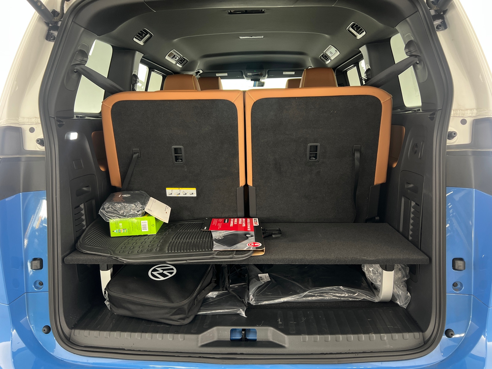 Thumbnail: 2025 Volkswagen ID.Buzz - 7